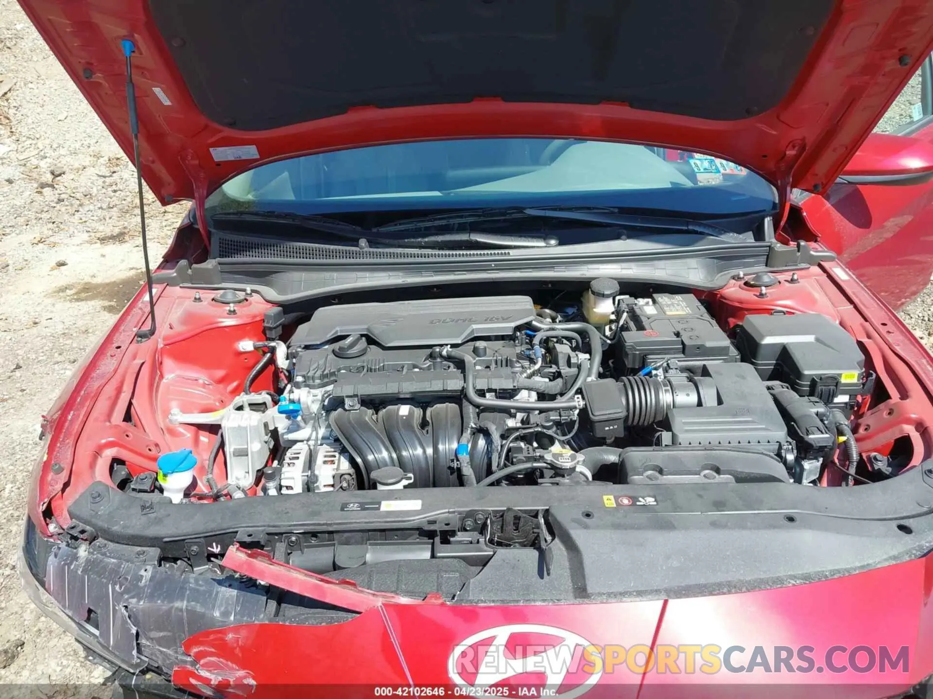 10 Photograph of a damaged car KMHLL4DG4SU856802 HYUNDAI ELANTRA 2025