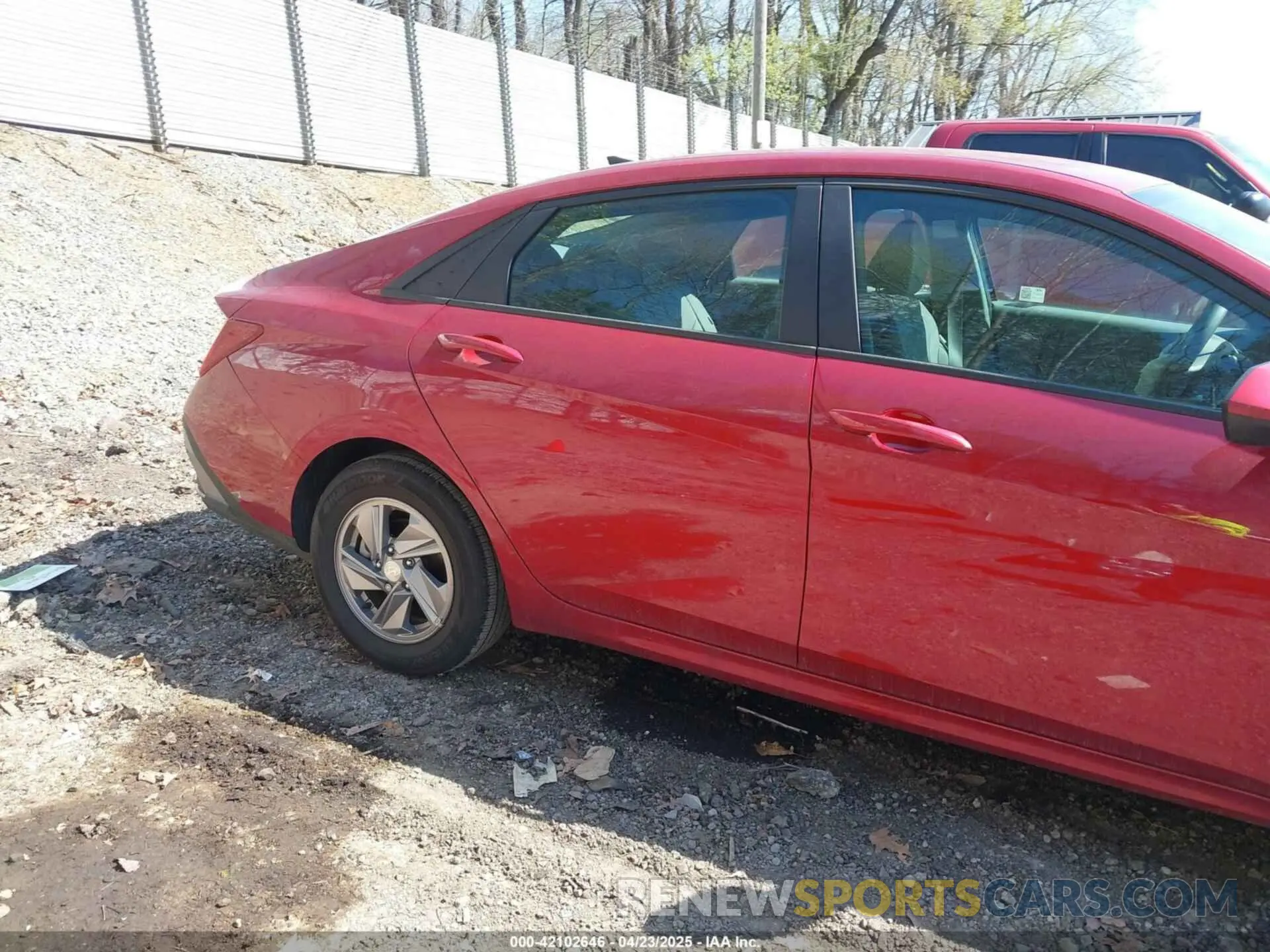 19 Photograph of a damaged car KMHLL4DG4SU856802 HYUNDAI ELANTRA 2025