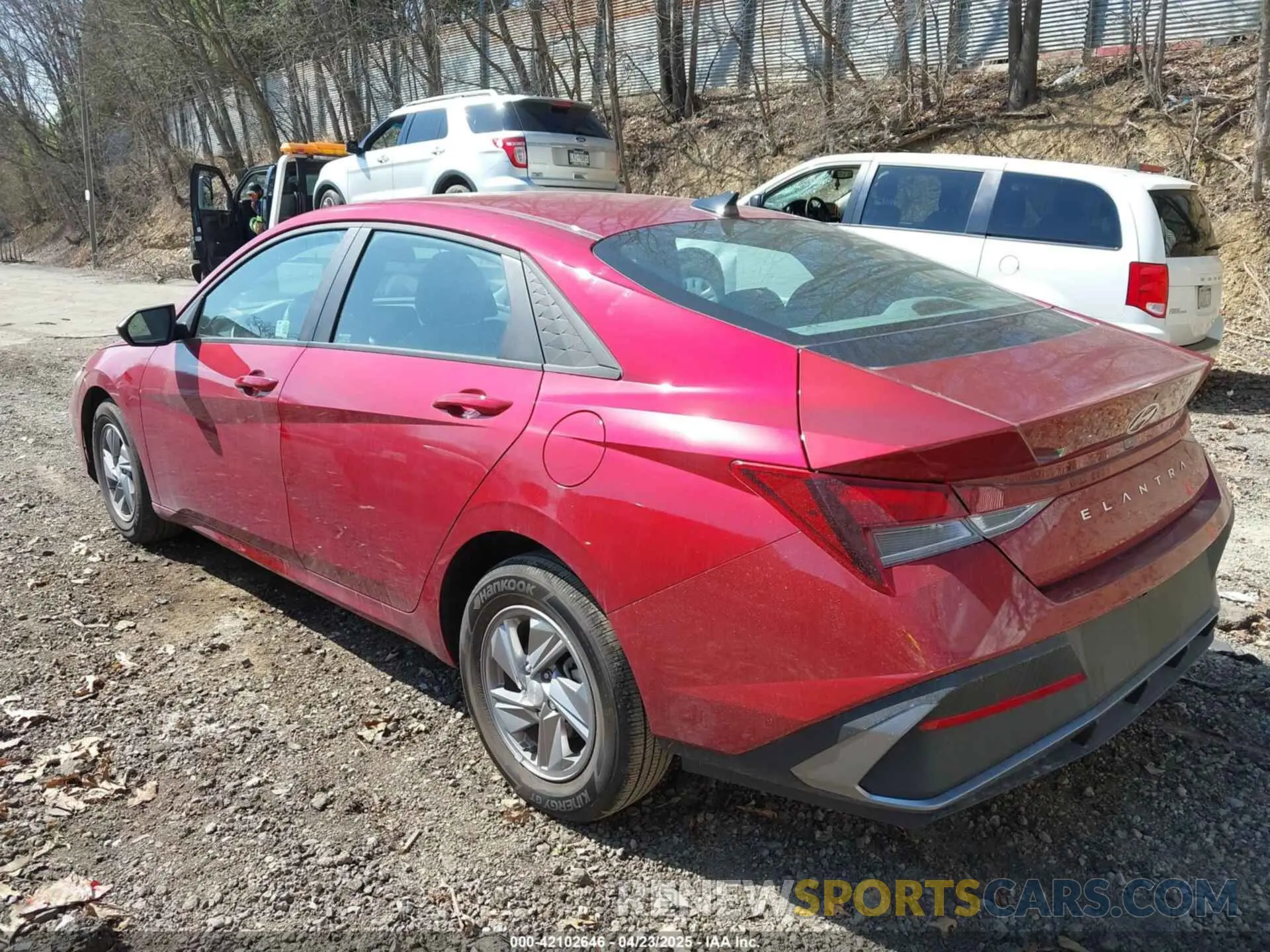 3 Photograph of a damaged car KMHLL4DG4SU856802 HYUNDAI ELANTRA 2025