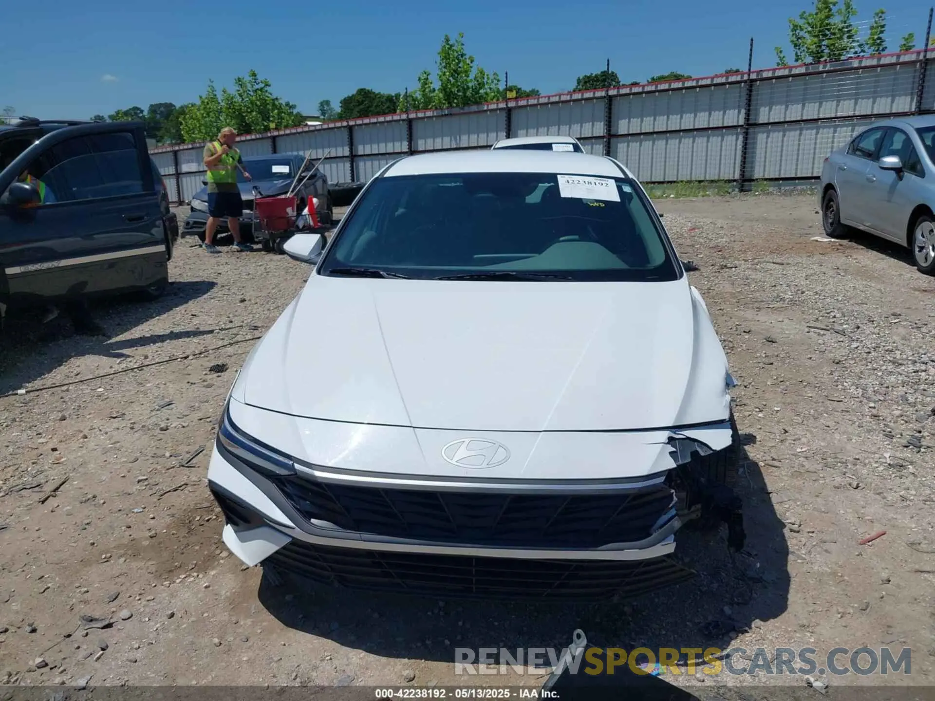 12 Photograph of a damaged car KMHLL4DG4SU876113 HYUNDAI ELANTRA 2025