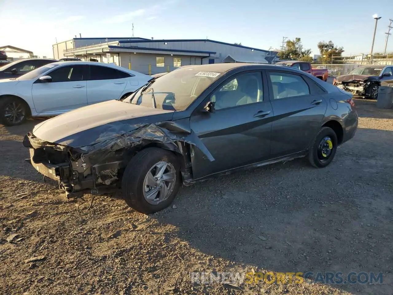 1 Photograph of a damaged car KMHLL4DG5SU853388 HYUNDAI ELANTRA 2025