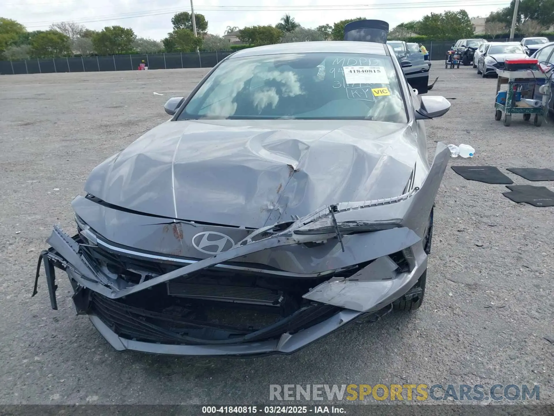12 Photograph of a damaged car KMHLL4DG5SU942085 HYUNDAI ELANTRA 2025
