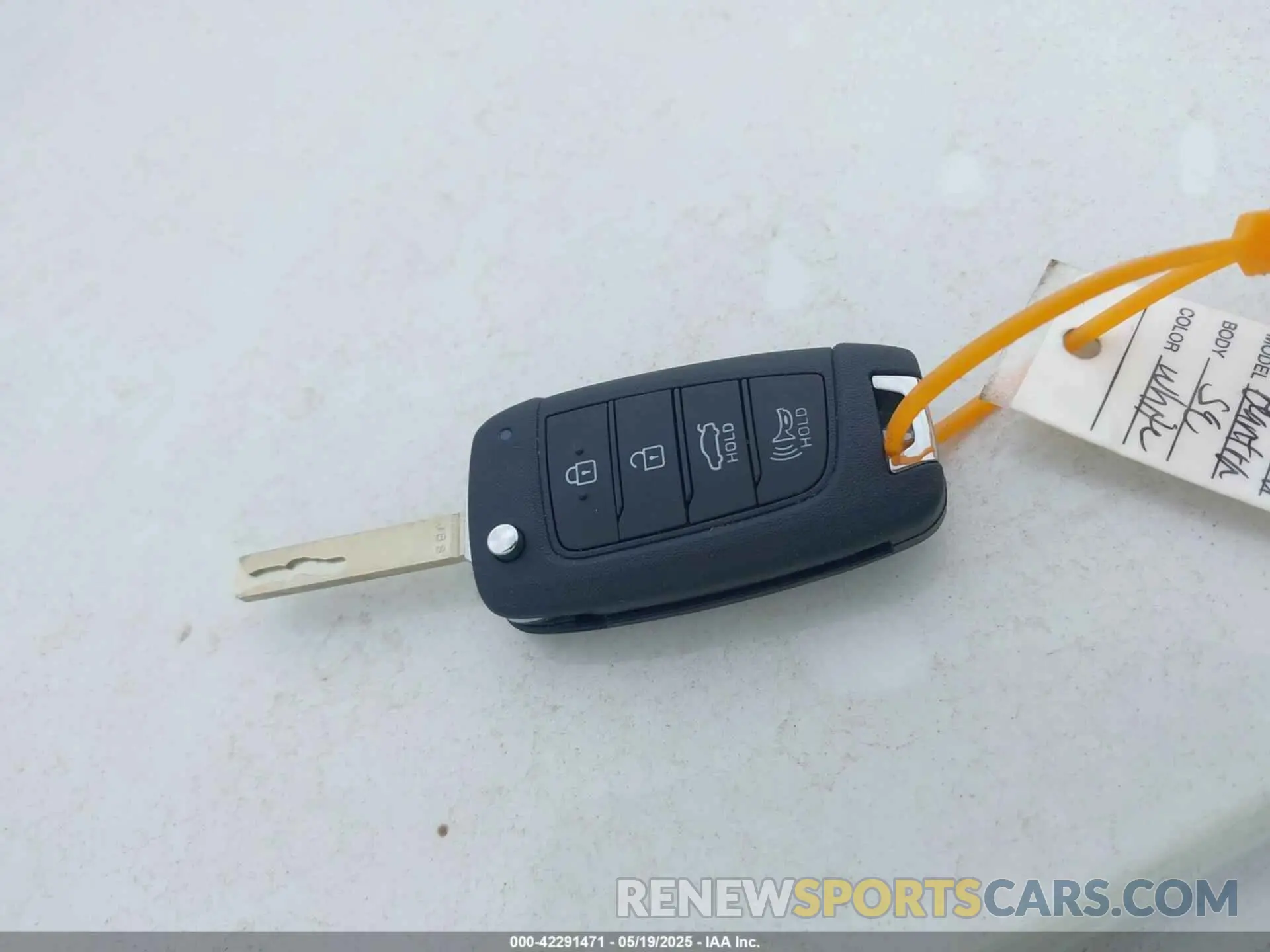 11 Photograph of a damaged car KMHLL4DG5SU955399 HYUNDAI ELANTRA 2025