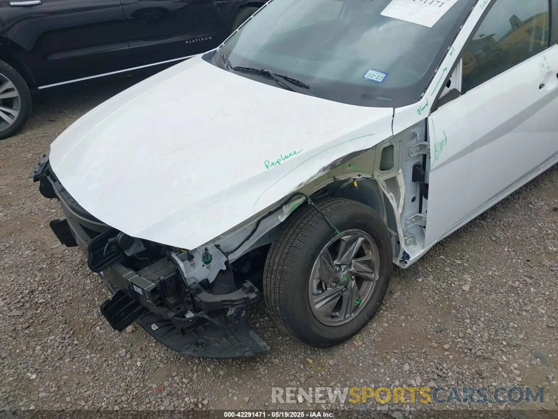 6 Photograph of a damaged car KMHLL4DG5SU955399 HYUNDAI ELANTRA 2025