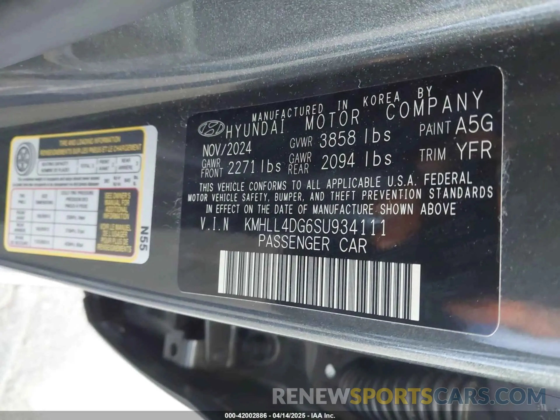 9 Photograph of a damaged car KMHLL4DG6SU934111 HYUNDAI ELANTRA 2025