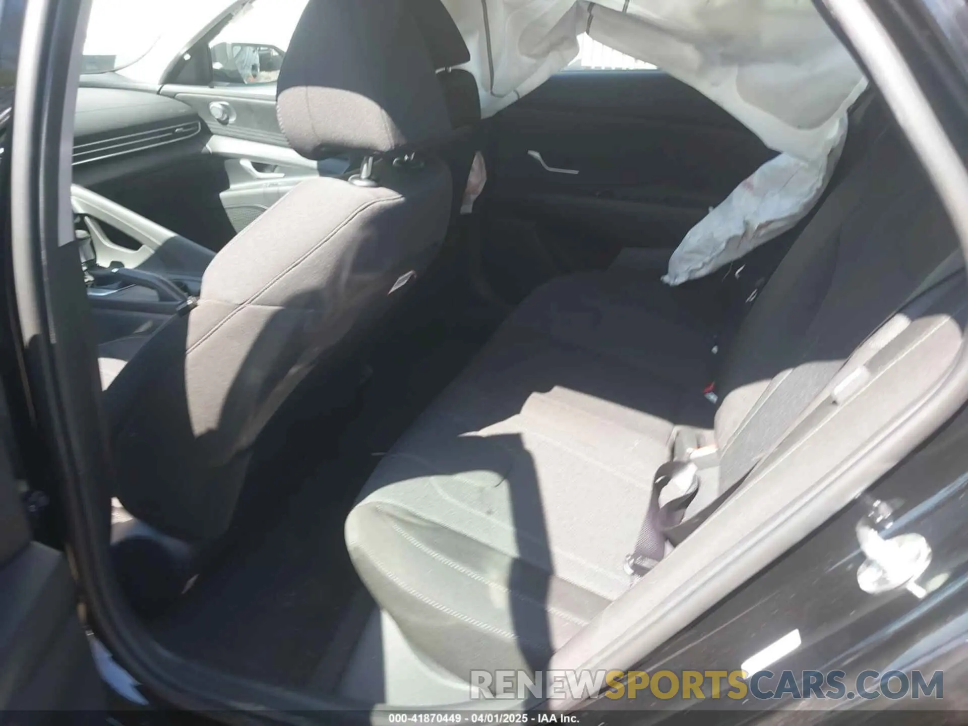 8 Photograph of a damaged car KMHLL4DG7SU894217 HYUNDAI ELANTRA 2025