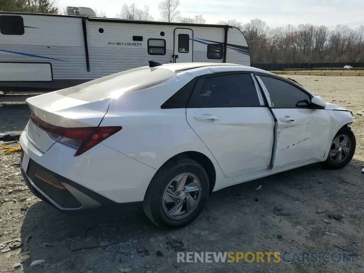 3 Photograph of a damaged car KMHLL4DG7SU897747 HYUNDAI ELANTRA 2025