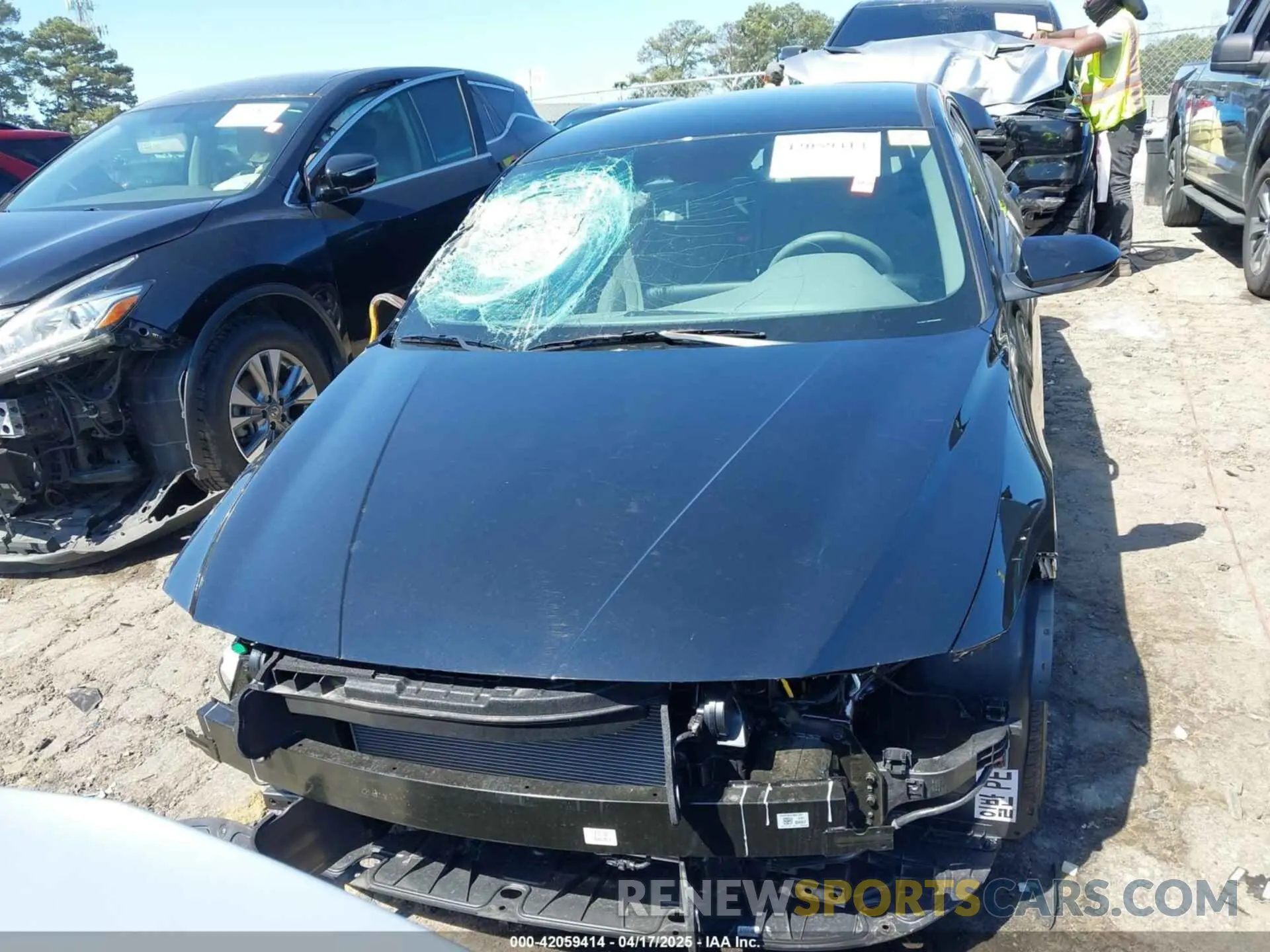 13 Photograph of a damaged car KMHLL4DG7SU942038 HYUNDAI ELANTRA 2025