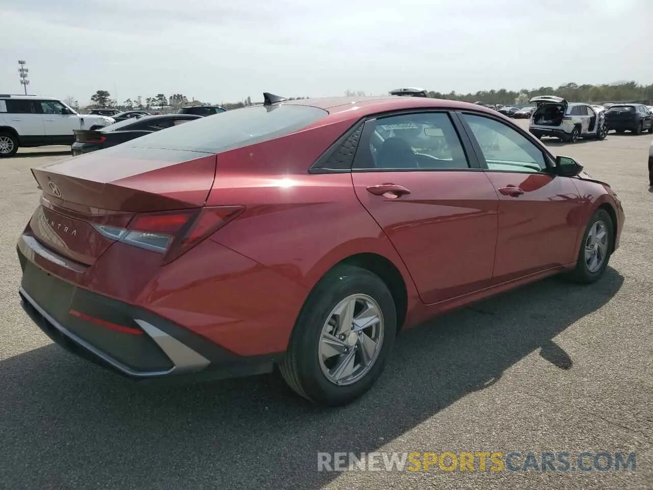 3 Photograph of a damaged car KMHLL4DG8SU853210 HYUNDAI ELANTRA 2025
