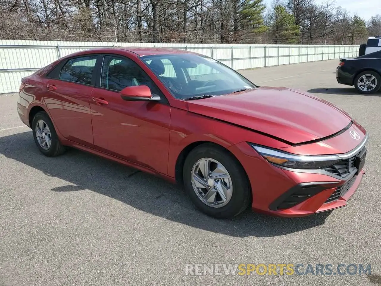 4 Photograph of a damaged car KMHLL4DG8SU853210 HYUNDAI ELANTRA 2025