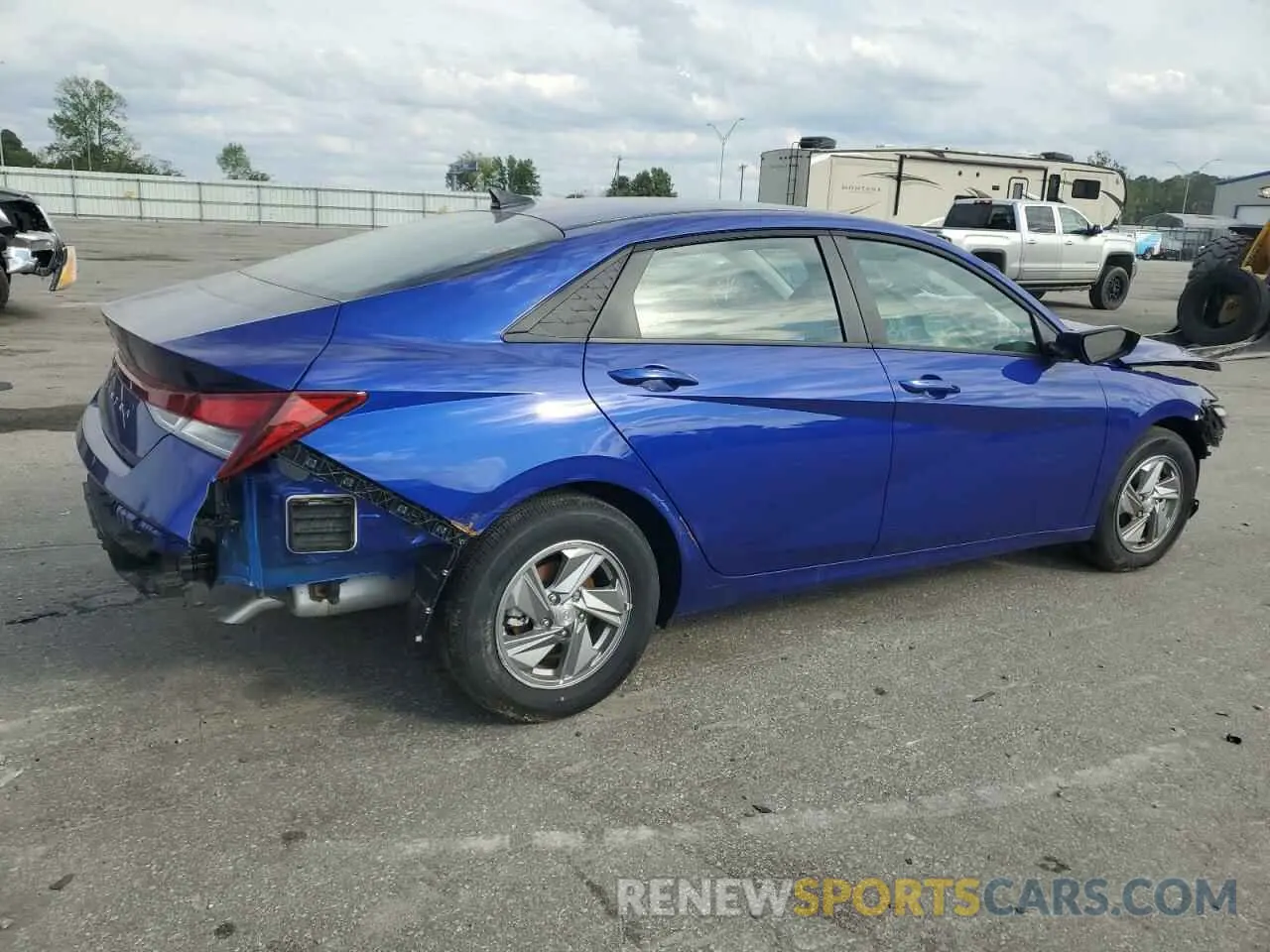 3 Photograph of a damaged car KMHLL4DG8SU856687 HYUNDAI ELANTRA 2025