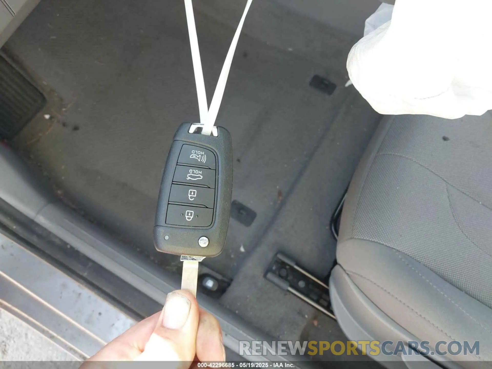 11 Photograph of a damaged car KMHLL4DG8SU862909 HYUNDAI ELANTRA 2025