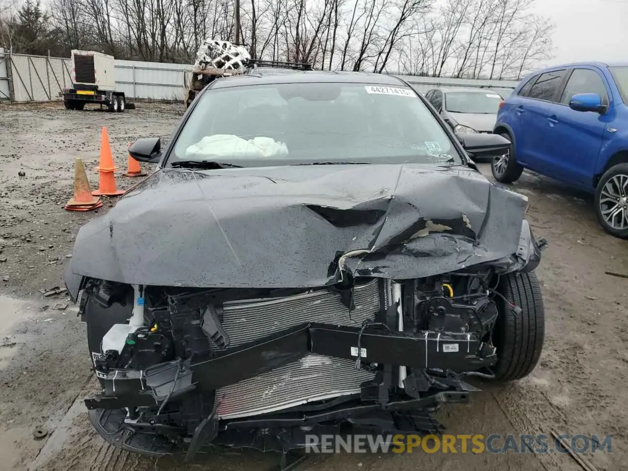 5 Photograph of a damaged car KMHLL4DG8SU864529 HYUNDAI ELANTRA 2025