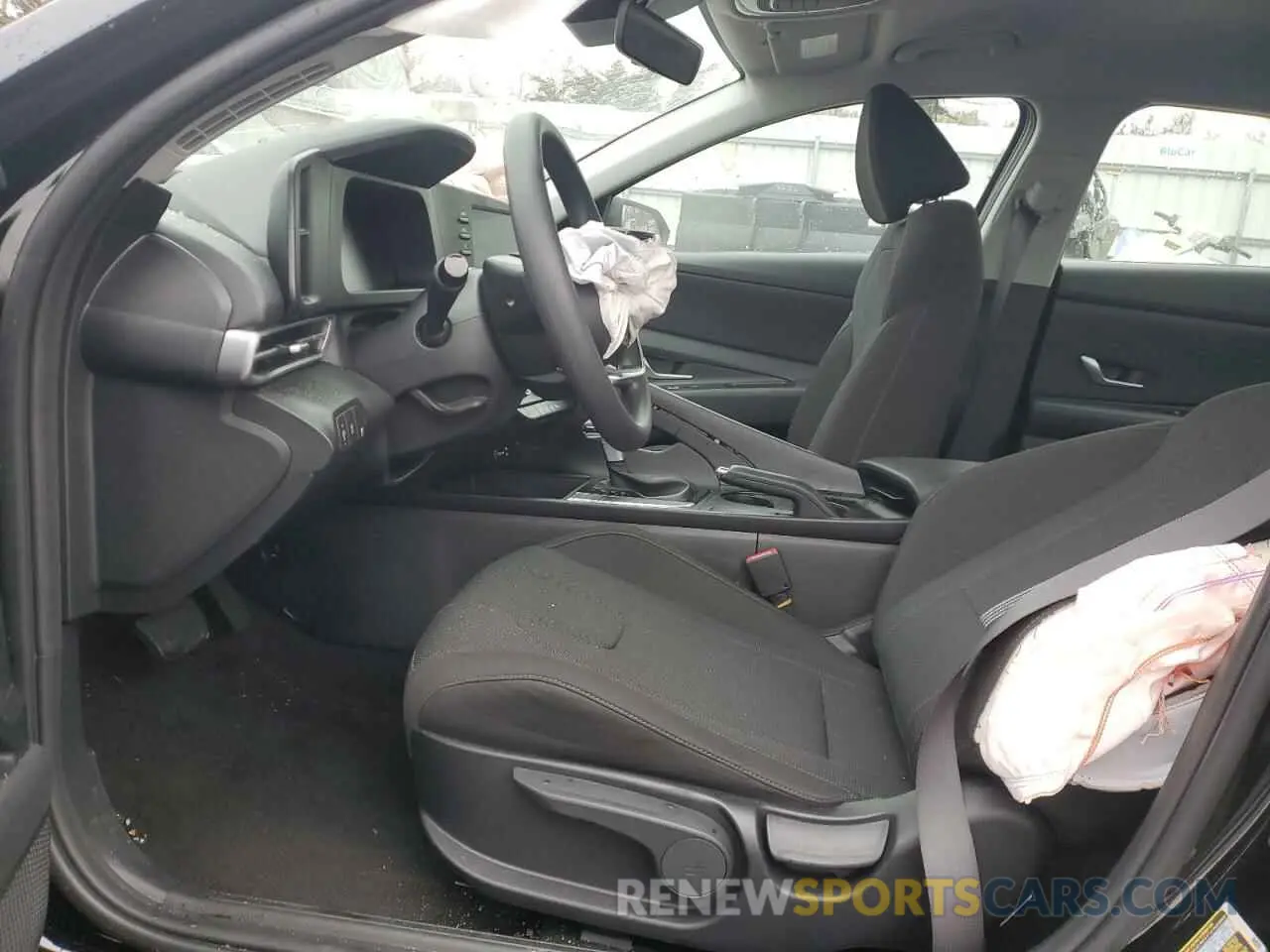7 Photograph of a damaged car KMHLL4DG8SU864529 HYUNDAI ELANTRA 2025