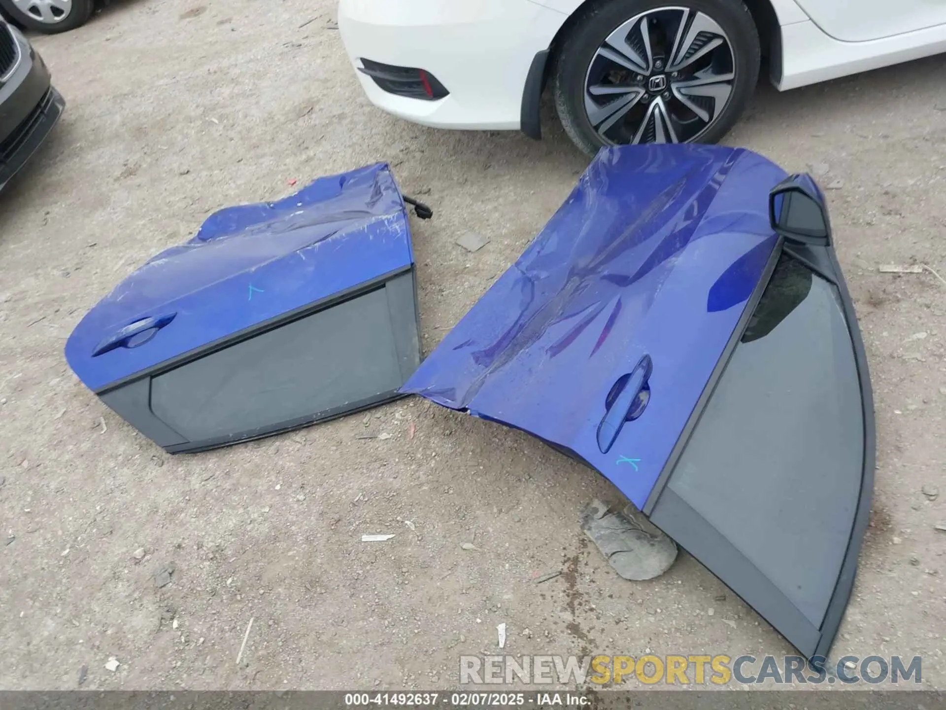 12 Photograph of a damaged car KMHLL4DG9SU917755 HYUNDAI ELANTRA 2025