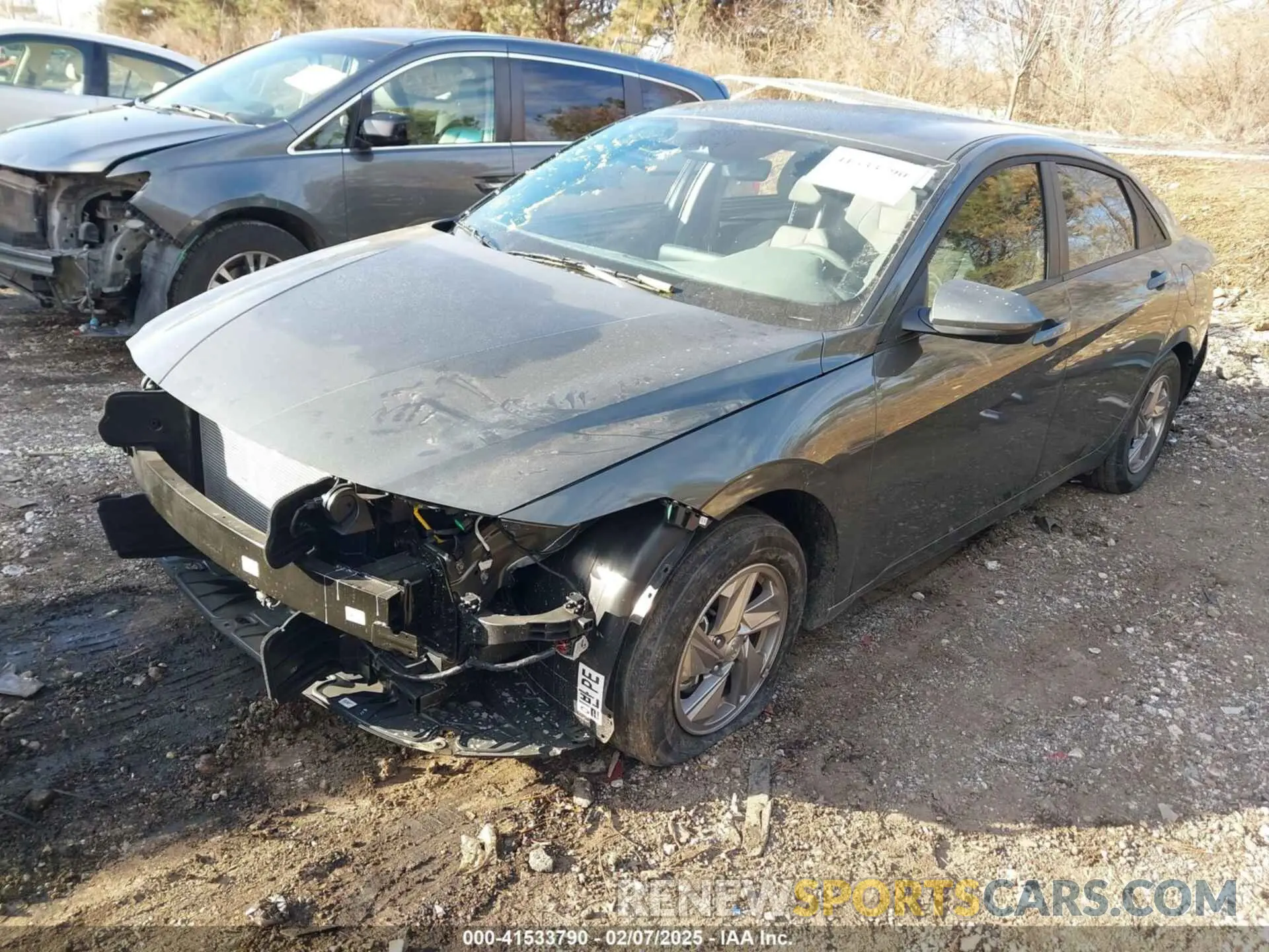 2 Photograph of a damaged car KMHLL4DGXSU899931 HYUNDAI ELANTRA 2025