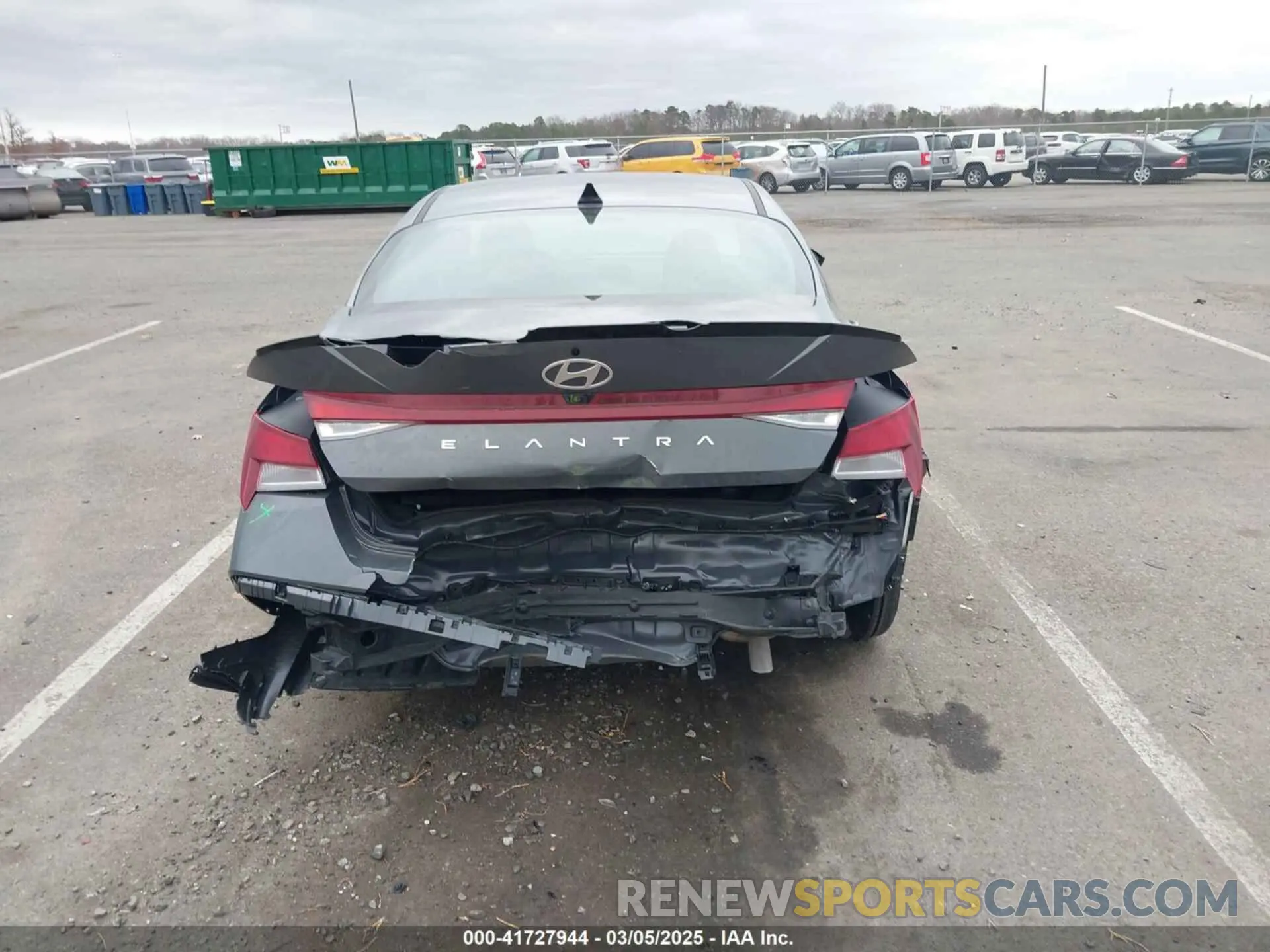 16 Photograph of a damaged car KMHLM4DG0SU900775 HYUNDAI ELANTRA 2025