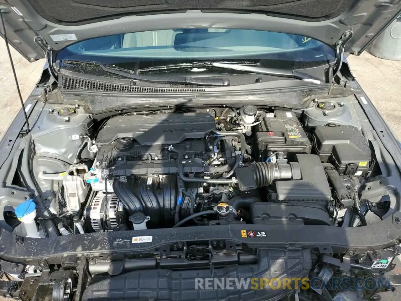 11 Photograph of a damaged car KMHLM4DG0SU953413 HYUNDAI ELANTRA 2025