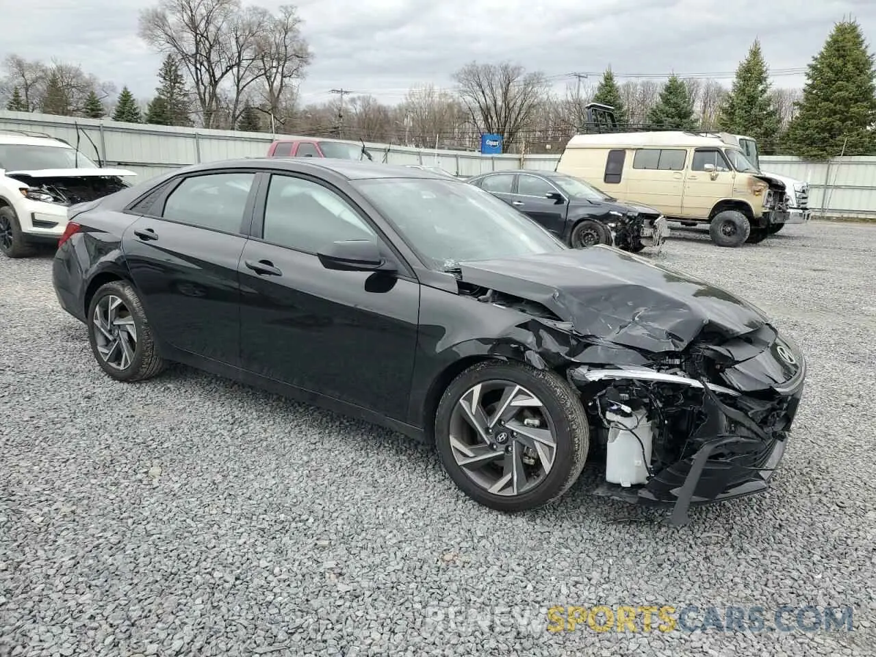 4 Photograph of a damaged car KMHLM4DG1SU887146 HYUNDAI ELANTRA 2025