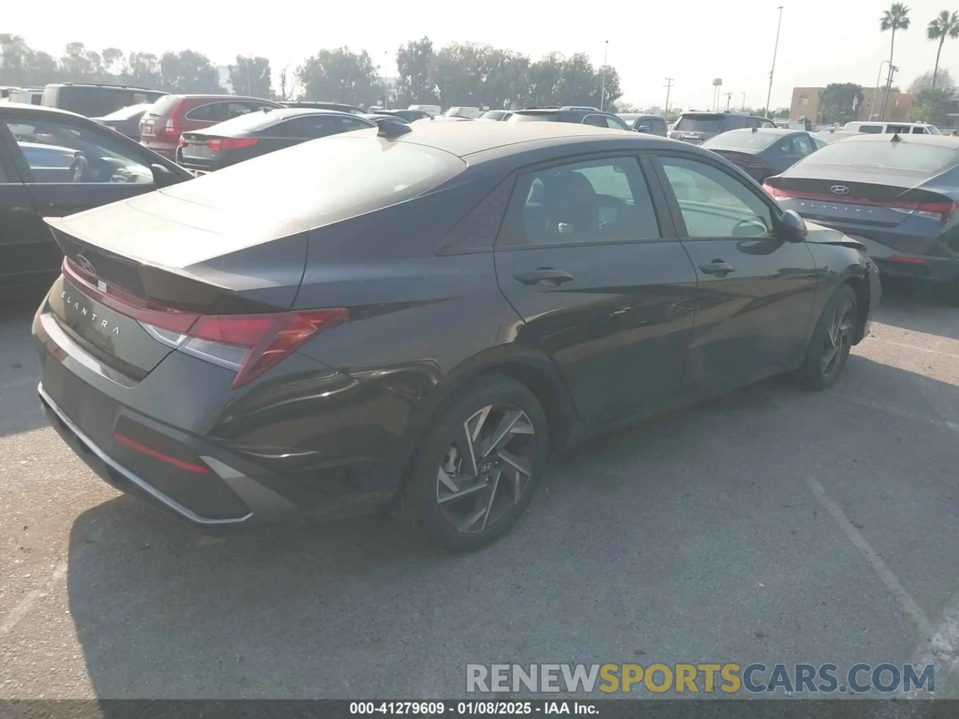 4 Photograph of a damaged car KMHLM4DG2SU874535 HYUNDAI ELANTRA 2025