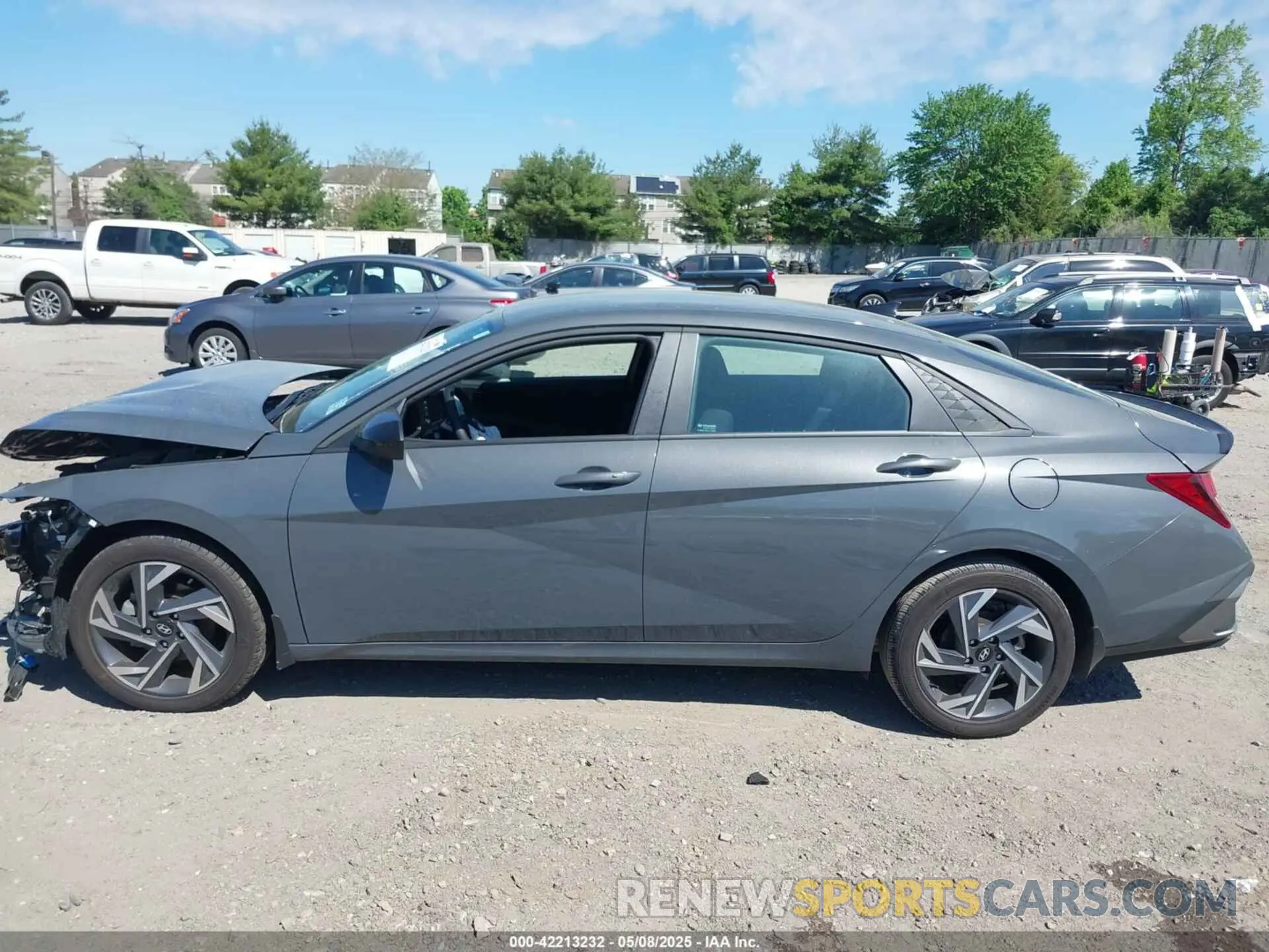 15 Photograph of a damaged car KMHLM4DG2SU876494 HYUNDAI ELANTRA 2025
