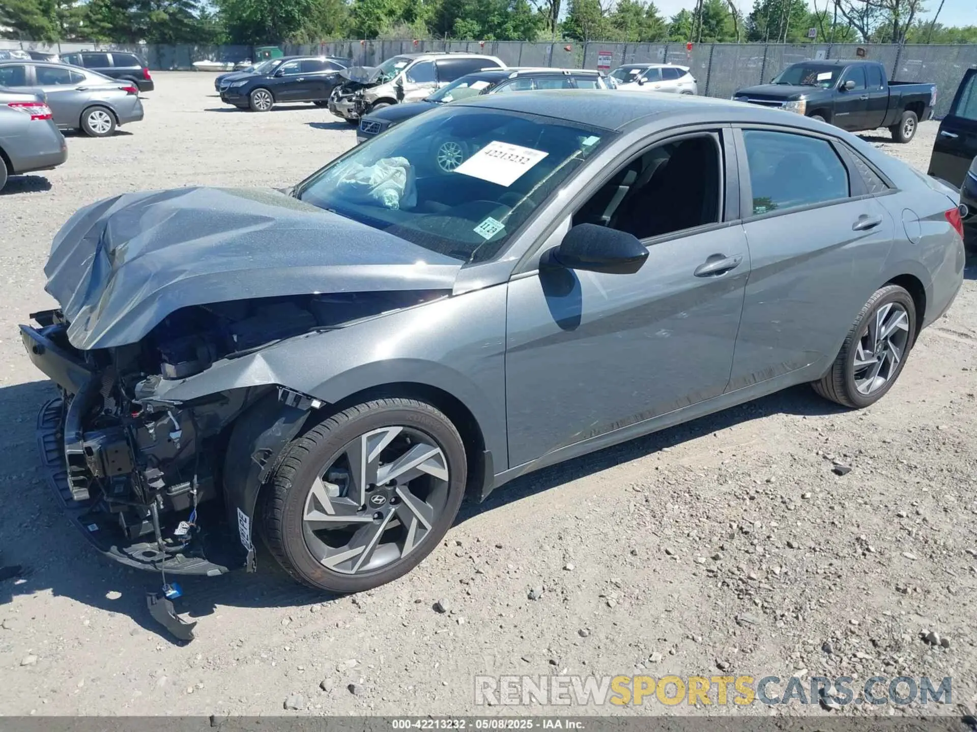 2 Photograph of a damaged car KMHLM4DG2SU876494 HYUNDAI ELANTRA 2025