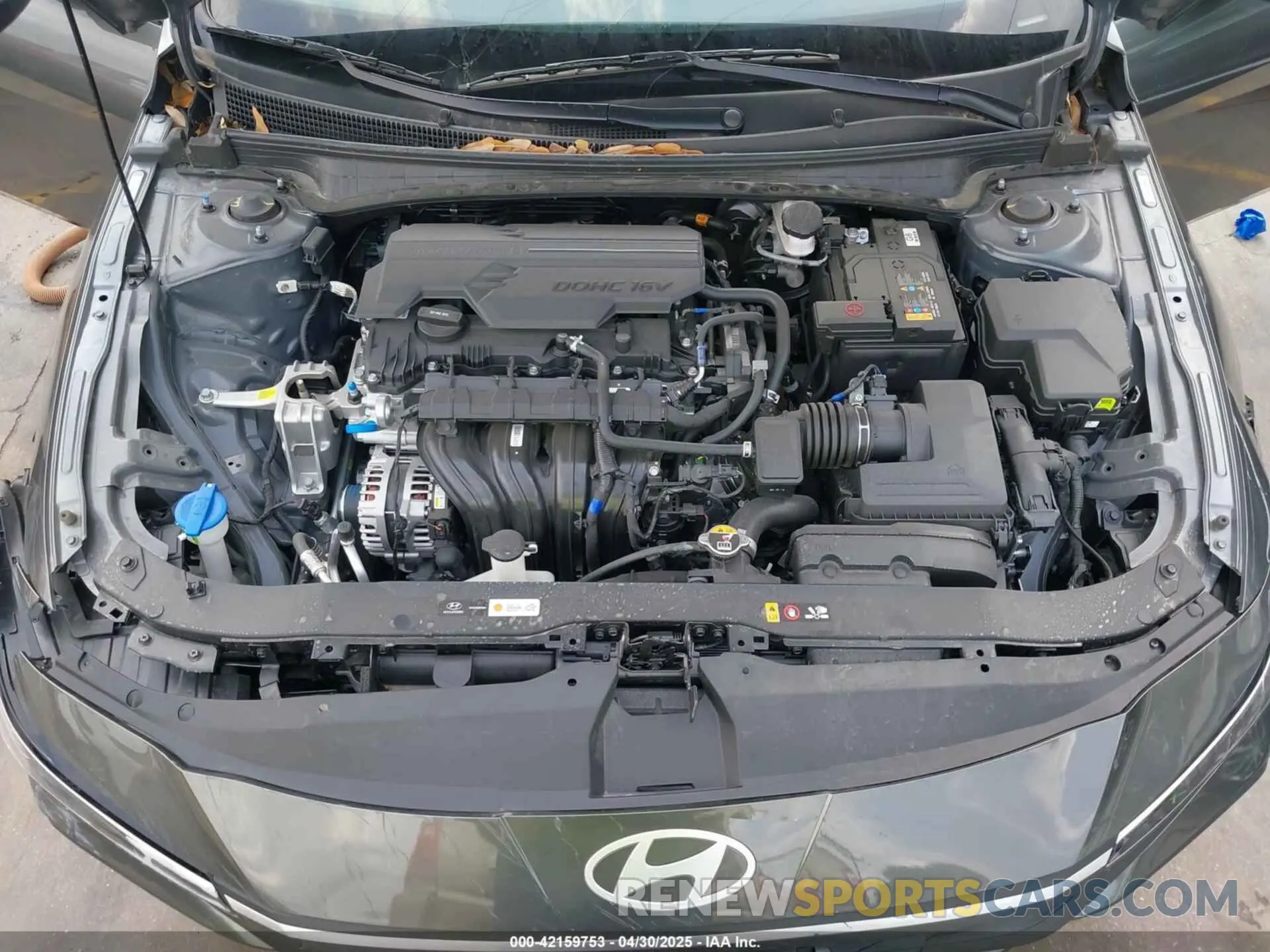 10 Photograph of a damaged car KMHLM4DG2SU878097 HYUNDAI ELANTRA 2025