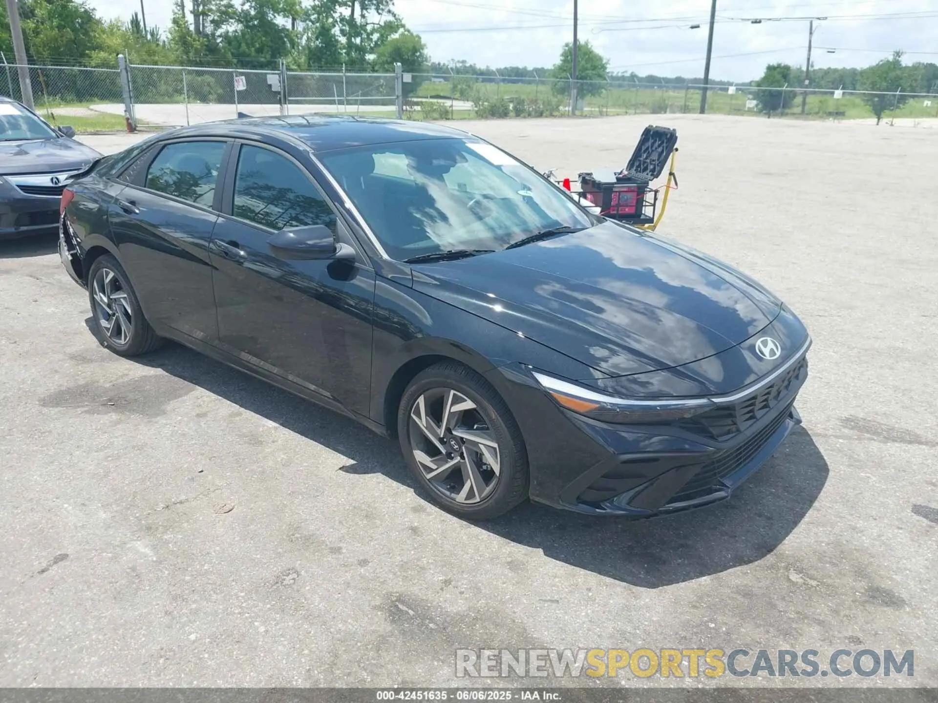 1 Photograph of a damaged car KMHLM4DG2SU888645 HYUNDAI ELANTRA 2025