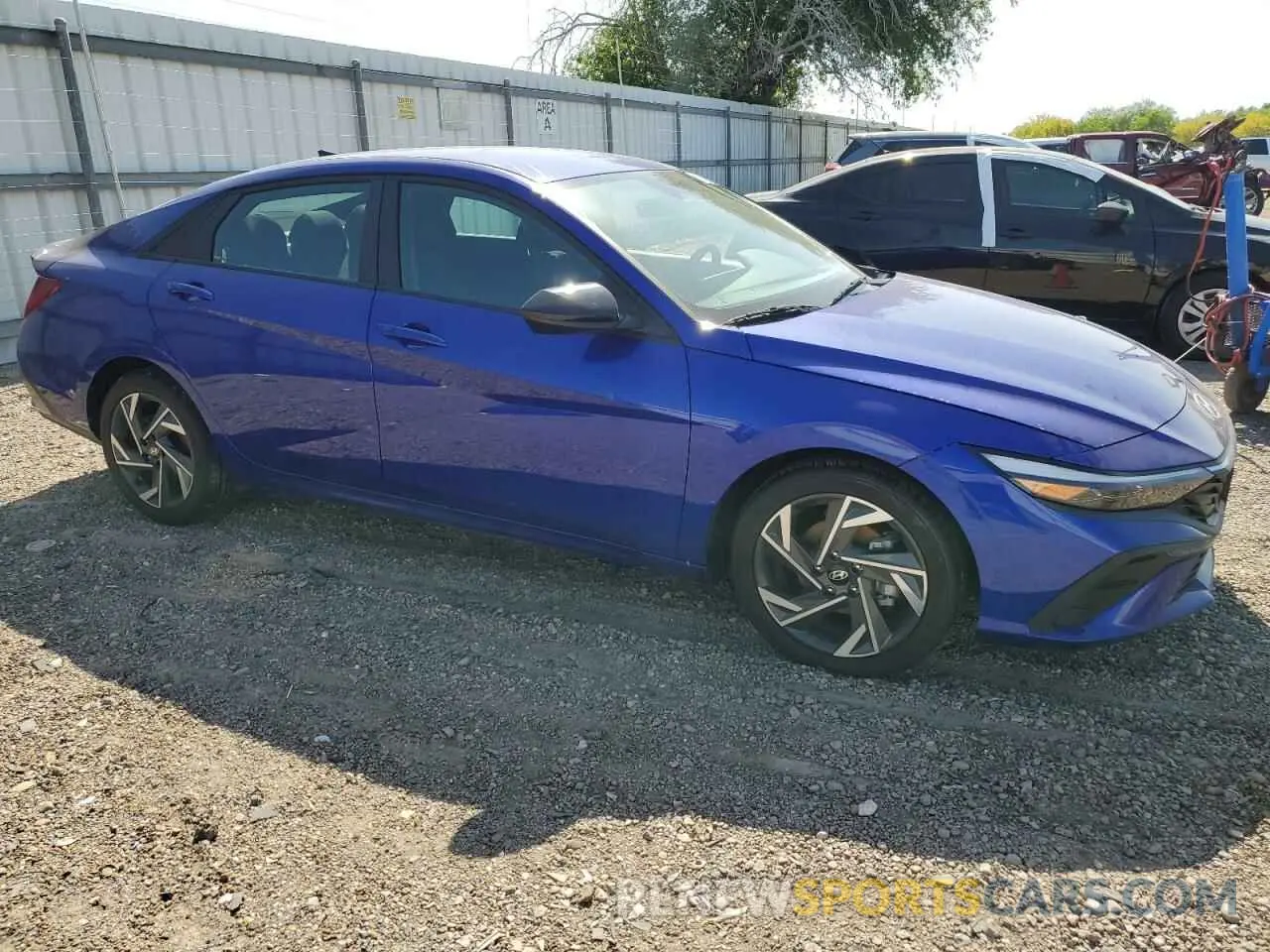 4 Photograph of a damaged car KMHLM4DG2SU901961 HYUNDAI ELANTRA 2025