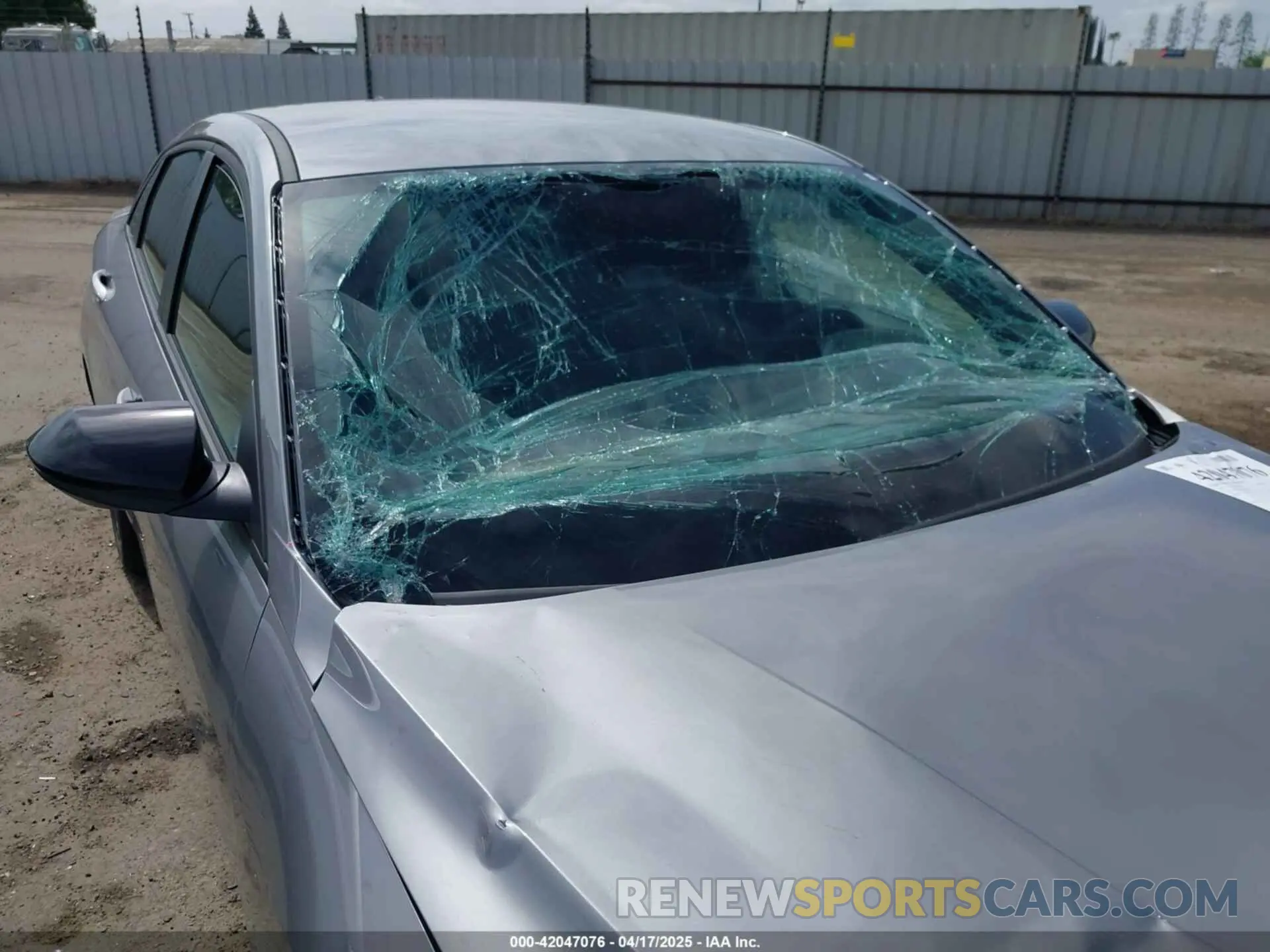 18 Photograph of a damaged car KMHLM4DG2SU954983 HYUNDAI ELANTRA 2025