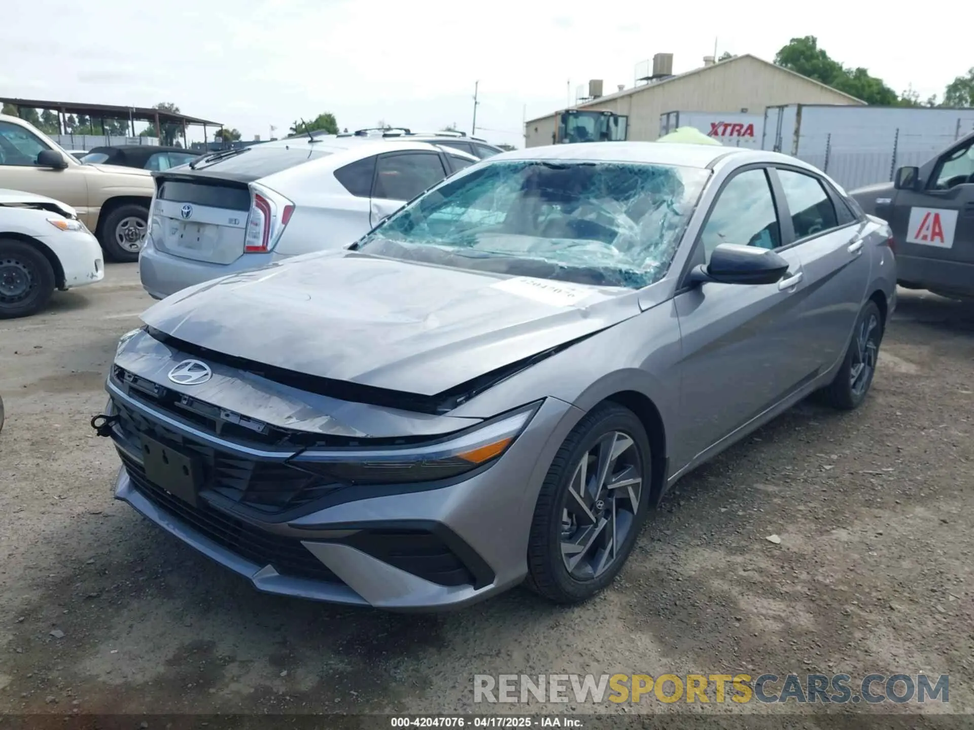 2 Photograph of a damaged car KMHLM4DG2SU954983 HYUNDAI ELANTRA 2025