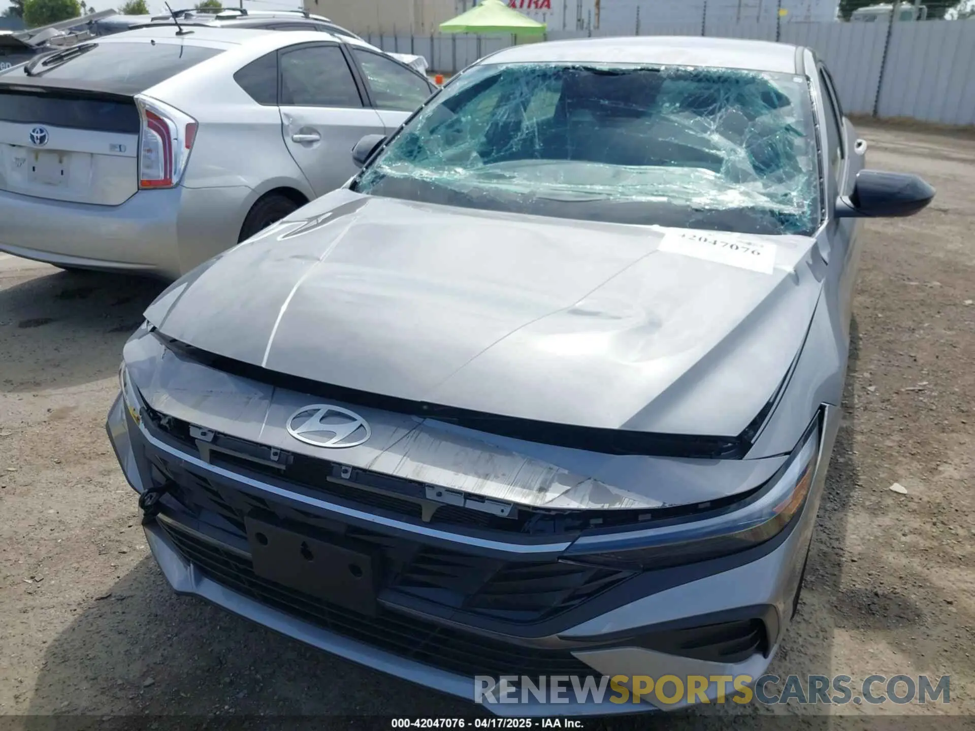 6 Photograph of a damaged car KMHLM4DG2SU954983 HYUNDAI ELANTRA 2025