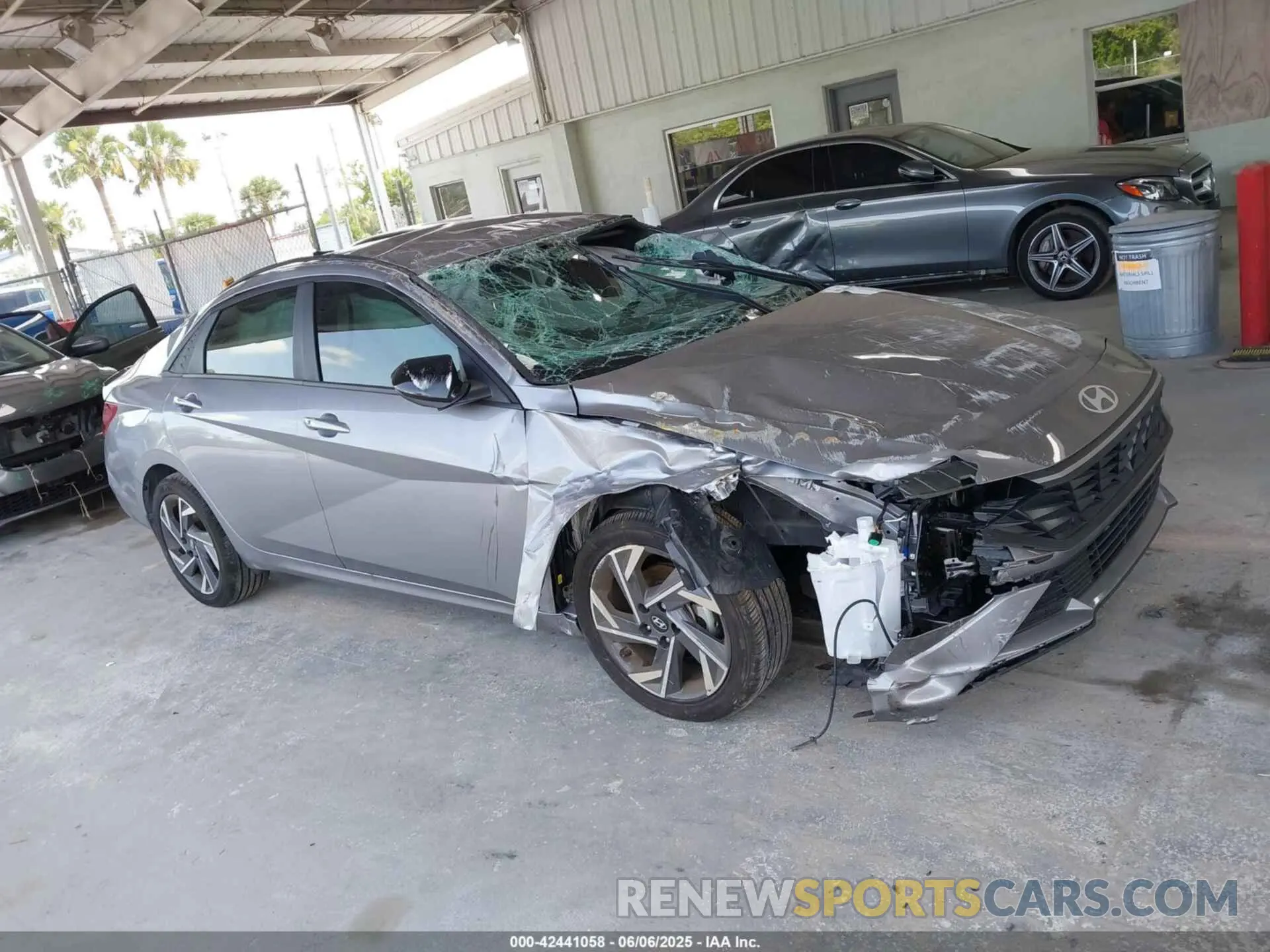 13 Photograph of a damaged car KMHLM4DG3SU866654 HYUNDAI ELANTRA 2025