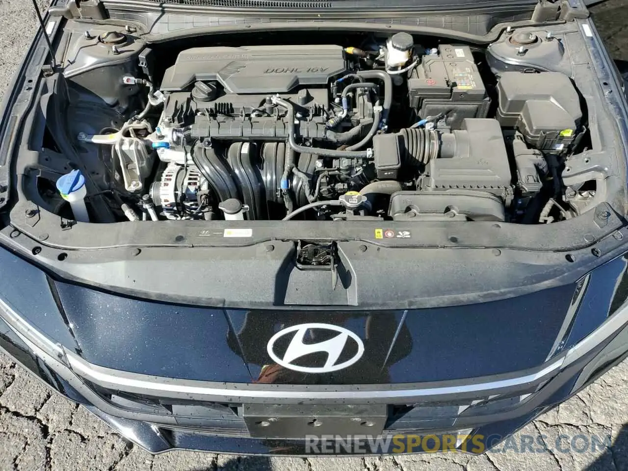 11 Photograph of a damaged car KMHLM4DG3SU869537 HYUNDAI ELANTRA 2025