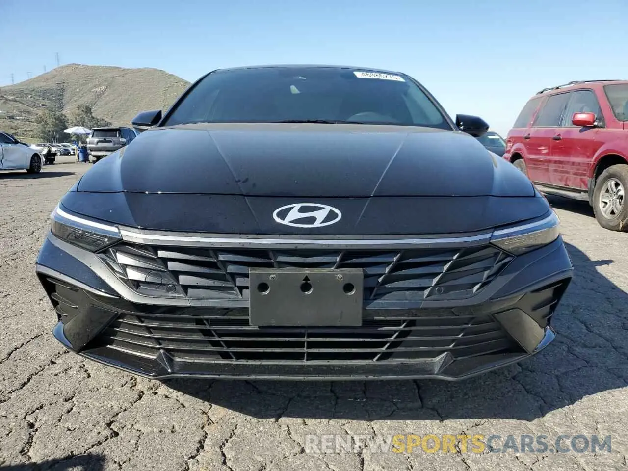 5 Photograph of a damaged car KMHLM4DG3SU869537 HYUNDAI ELANTRA 2025