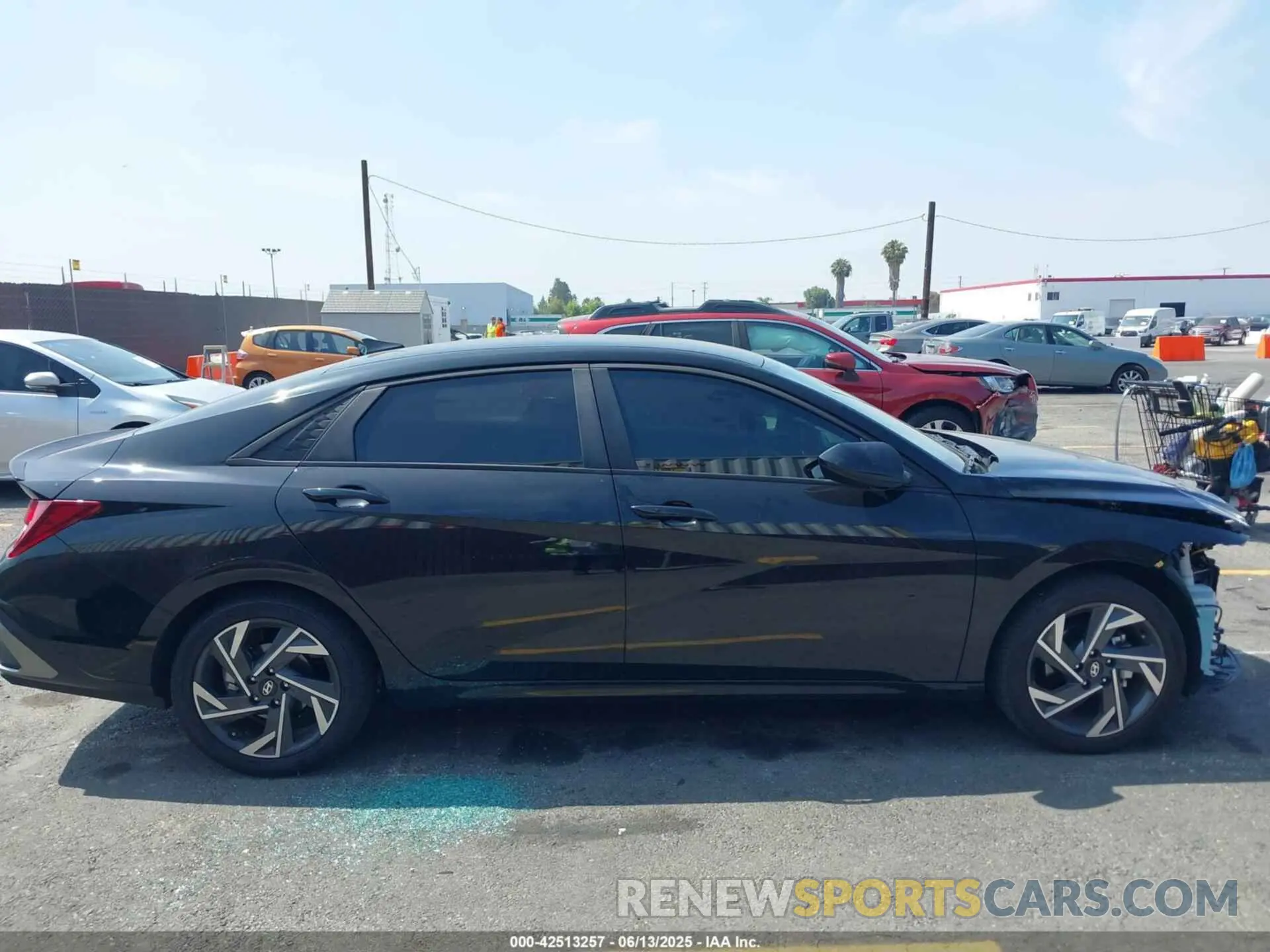 14 Photograph of a damaged car KMHLM4DG3SU871157 HYUNDAI ELANTRA 2025