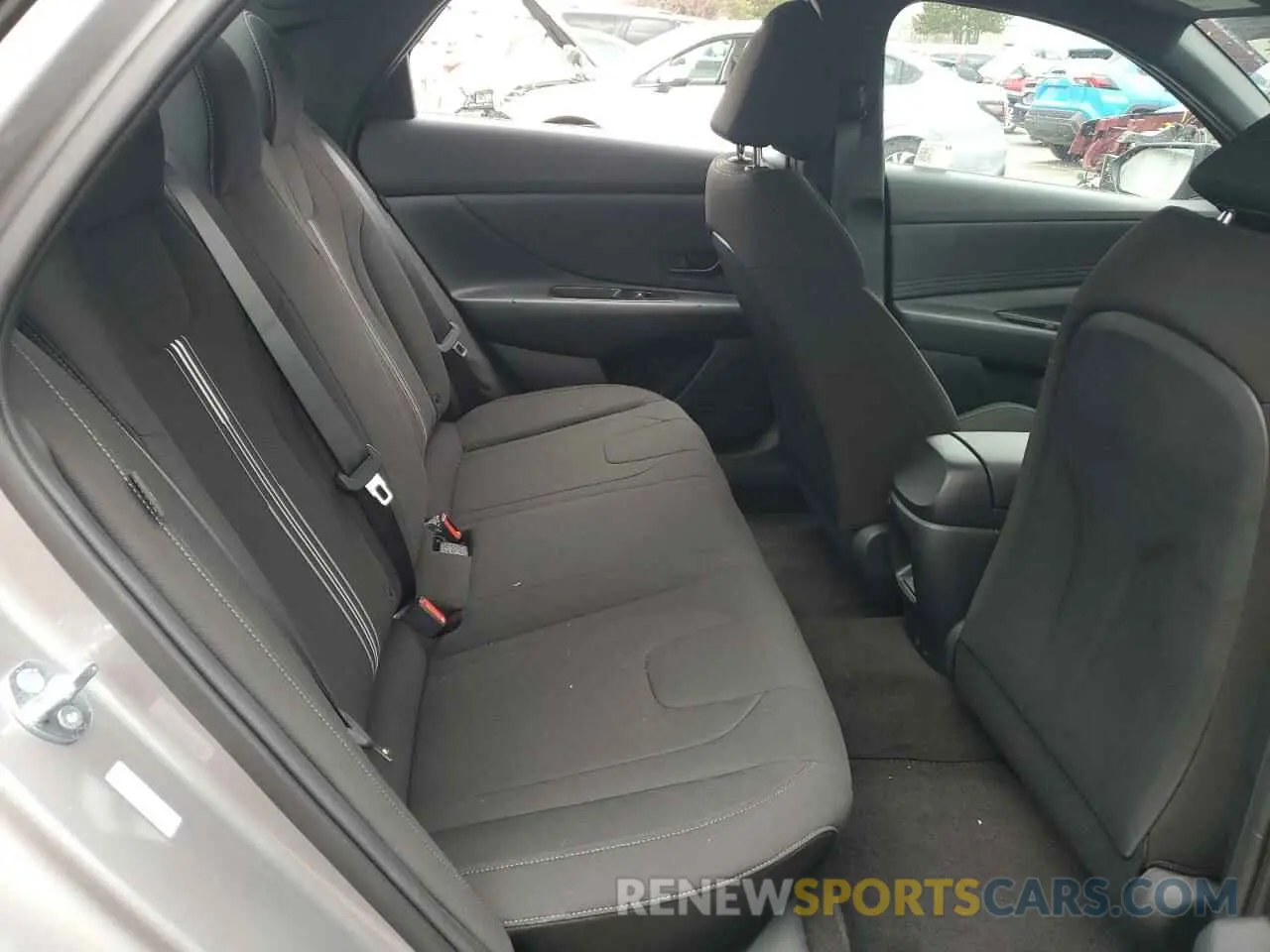 11 Photograph of a damaged car KMHLM4DG3SU881350 HYUNDAI ELANTRA 2025