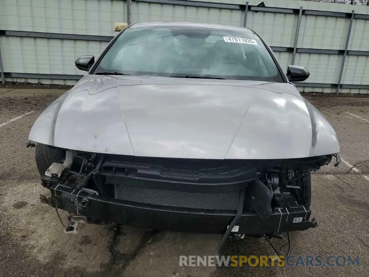 5 Photograph of a damaged car KMHLM4DG3SU881350 HYUNDAI ELANTRA 2025