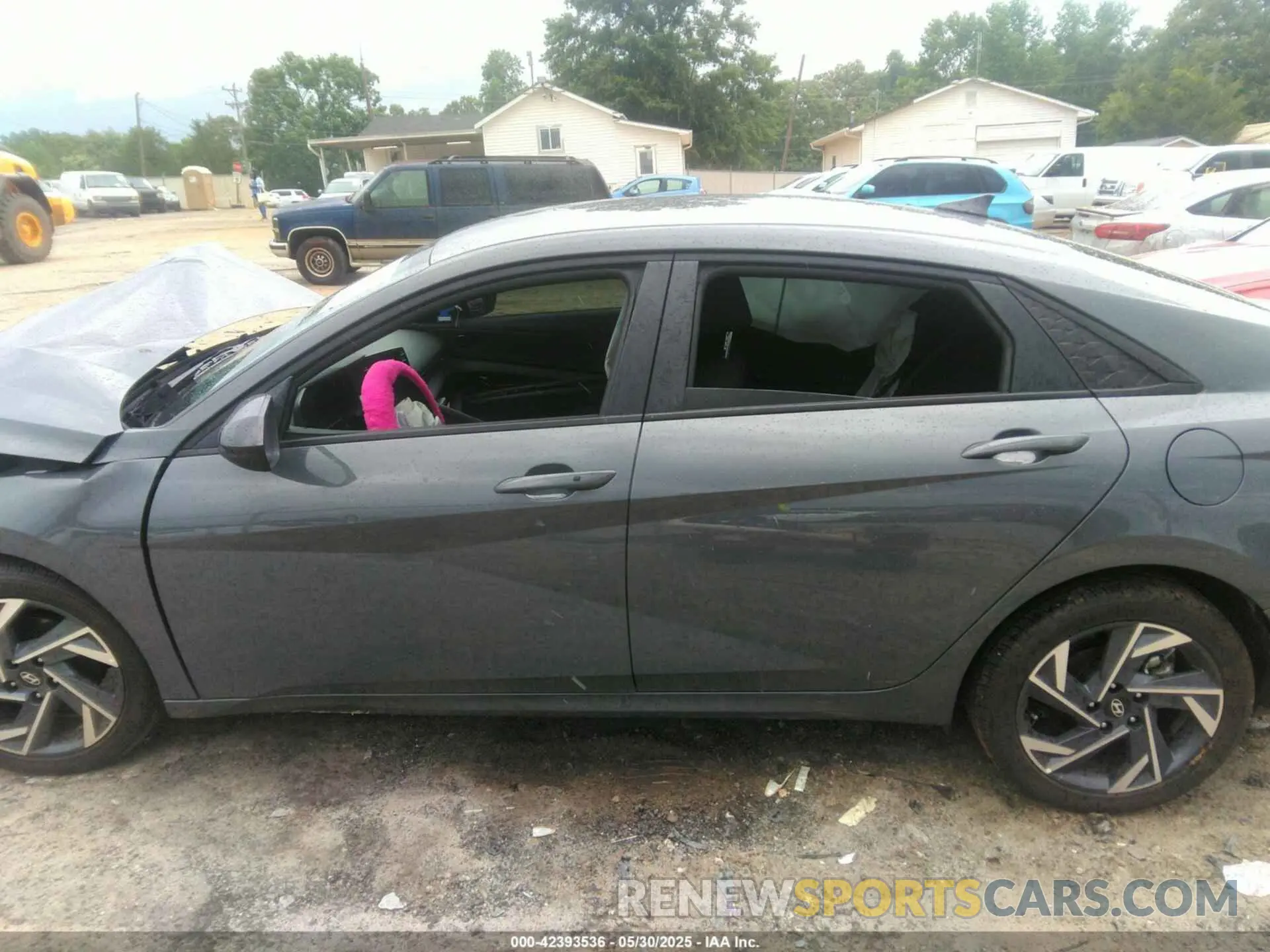 14 Photograph of a damaged car KMHLM4DG3SU895409 HYUNDAI ELANTRA 2025