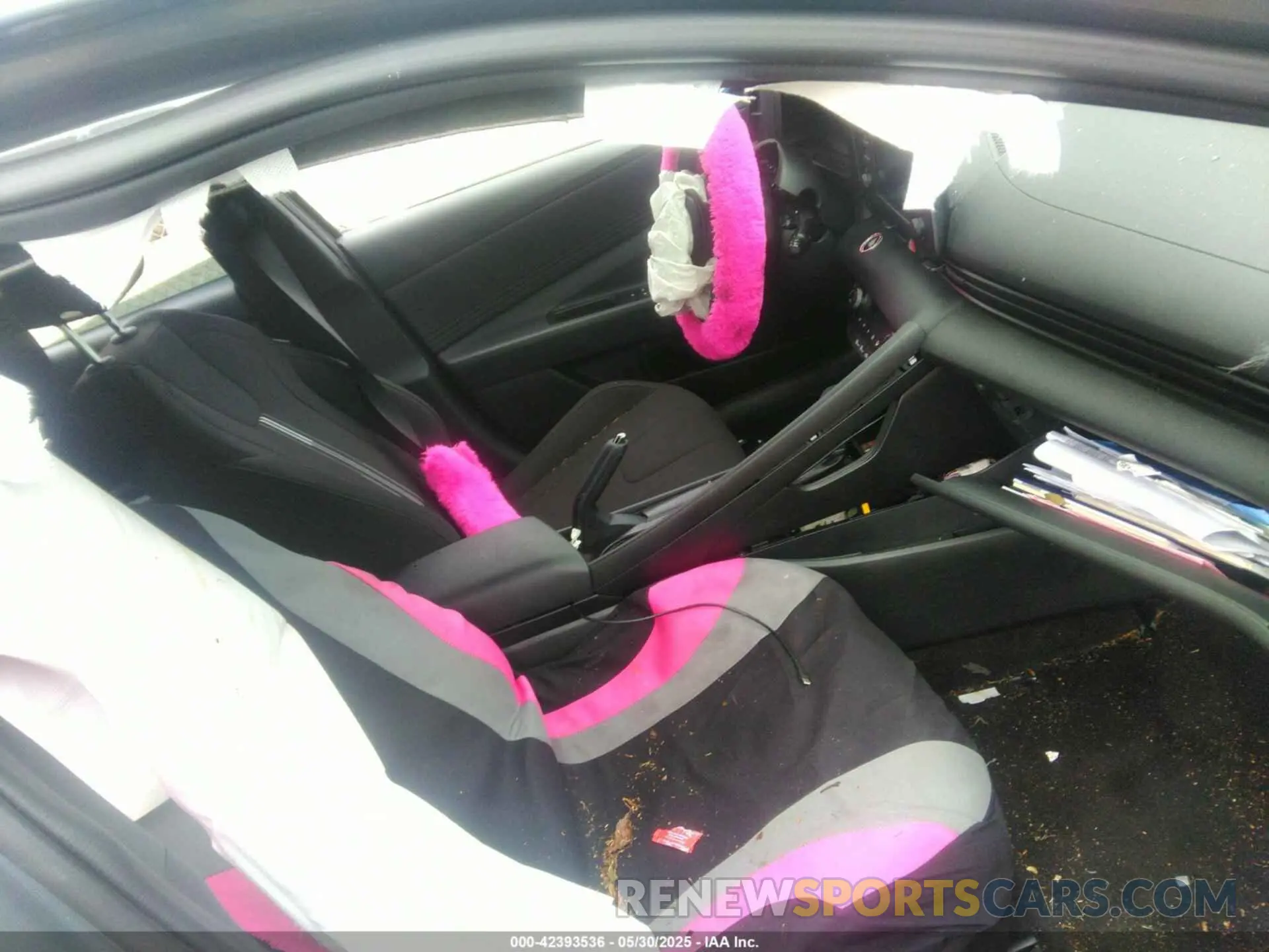 5 Photograph of a damaged car KMHLM4DG3SU895409 HYUNDAI ELANTRA 2025