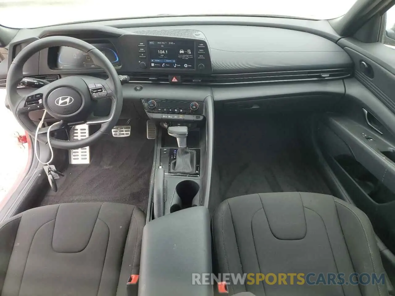 8 Photograph of a damaged car KMHLM4DG3SU895460 HYUNDAI ELANTRA 2025