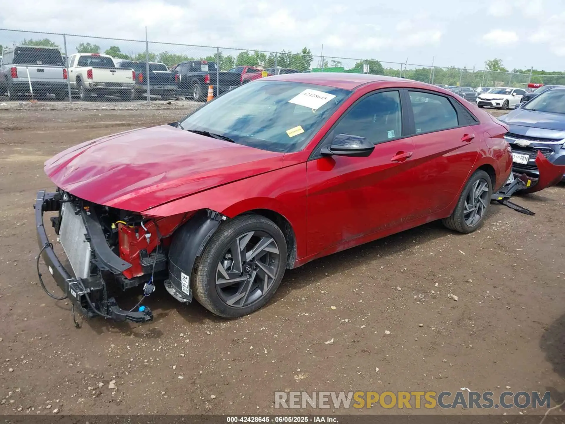 2 Photograph of a damaged car KMHLM4DG3SU909728 HYUNDAI ELANTRA 2025