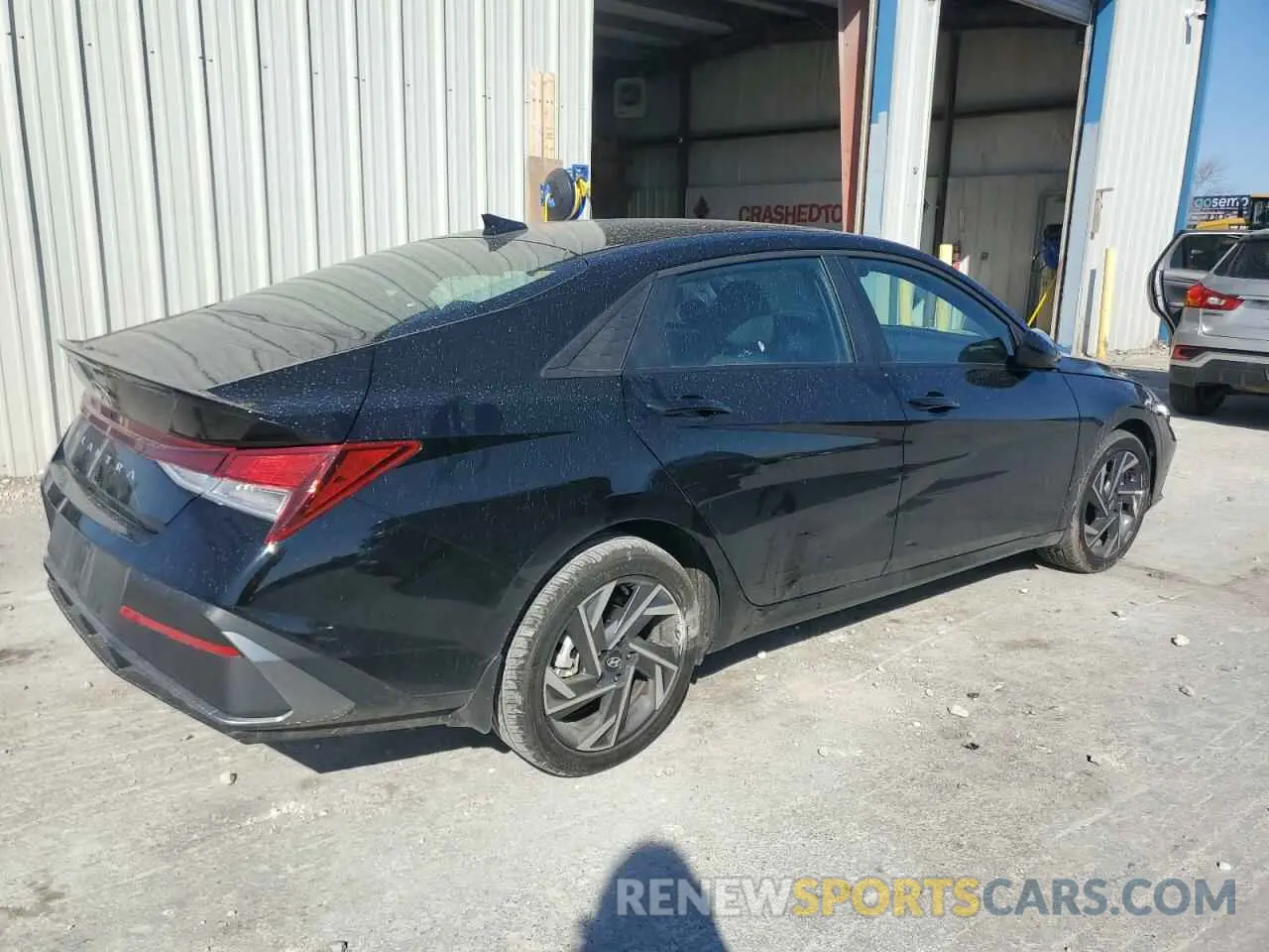 3 Photograph of a damaged car KMHLM4DG3SU916064 HYUNDAI ELANTRA 2025