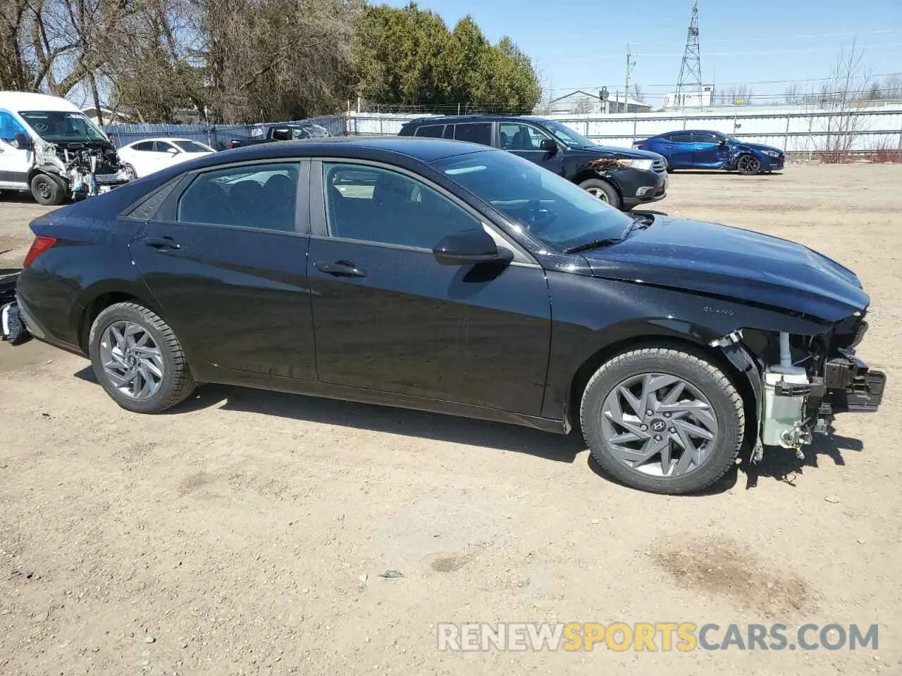 4 Photograph of a damaged car KMHLM4DG3SU922060 HYUNDAI ELANTRA 2025