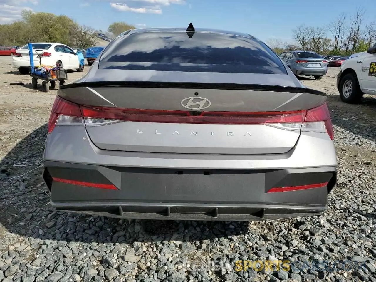 6 Photograph of a damaged car KMHLM4DG3SU939893 HYUNDAI ELANTRA 2025