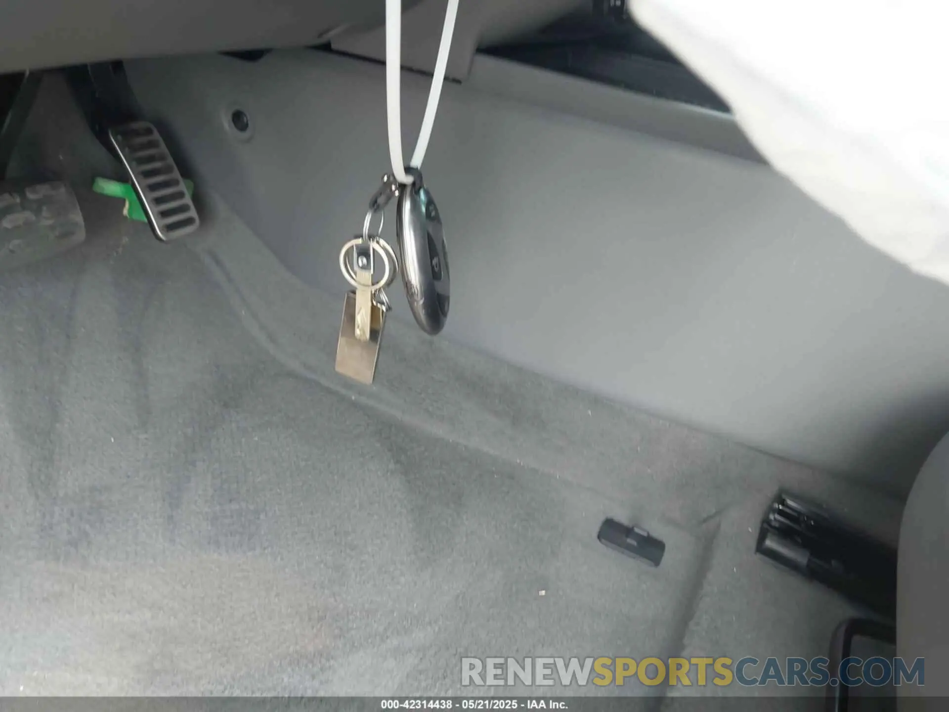 11 Photograph of a damaged car KMHLM4DG5SU951107 HYUNDAI ELANTRA 2025