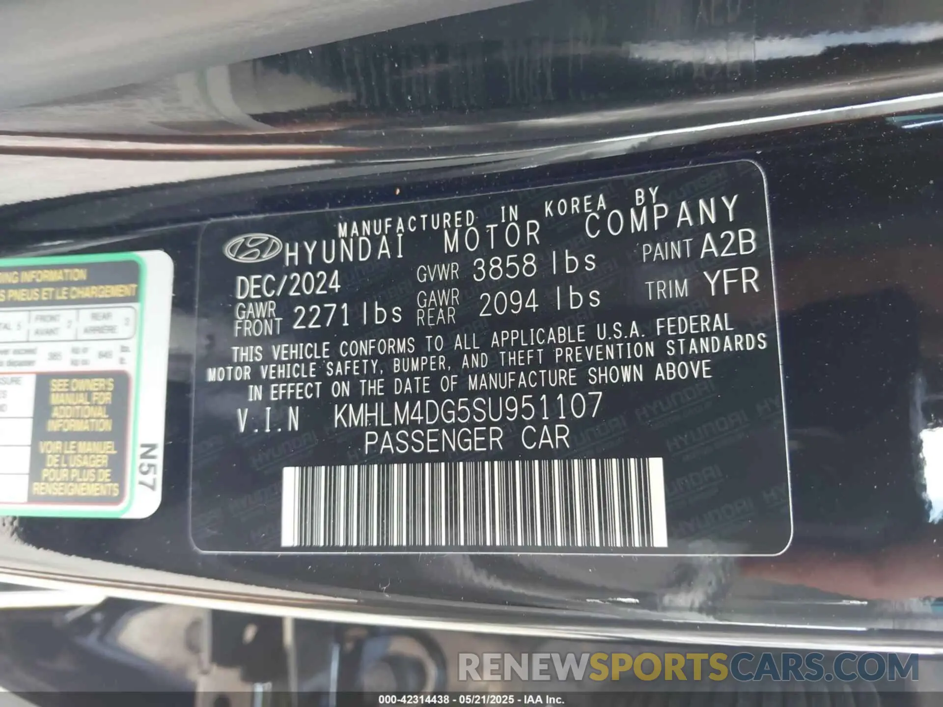 9 Photograph of a damaged car KMHLM4DG5SU951107 HYUNDAI ELANTRA 2025