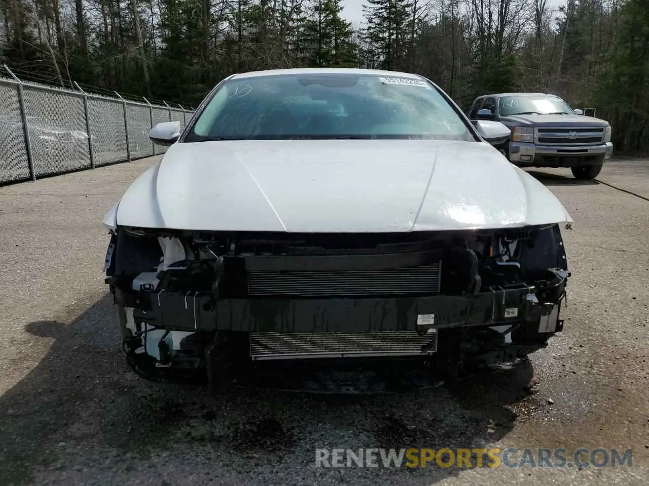 5 Photograph of a damaged car KMHLM4DG6SU861108 HYUNDAI ELANTRA 2025