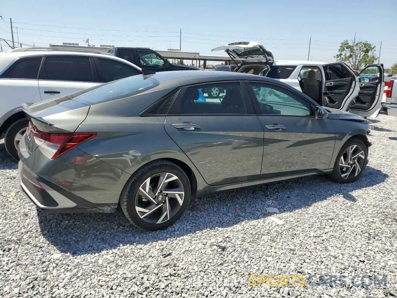 3 Photograph of a damaged car KMHLM4DG6SU890642 HYUNDAI ELANTRA 2025