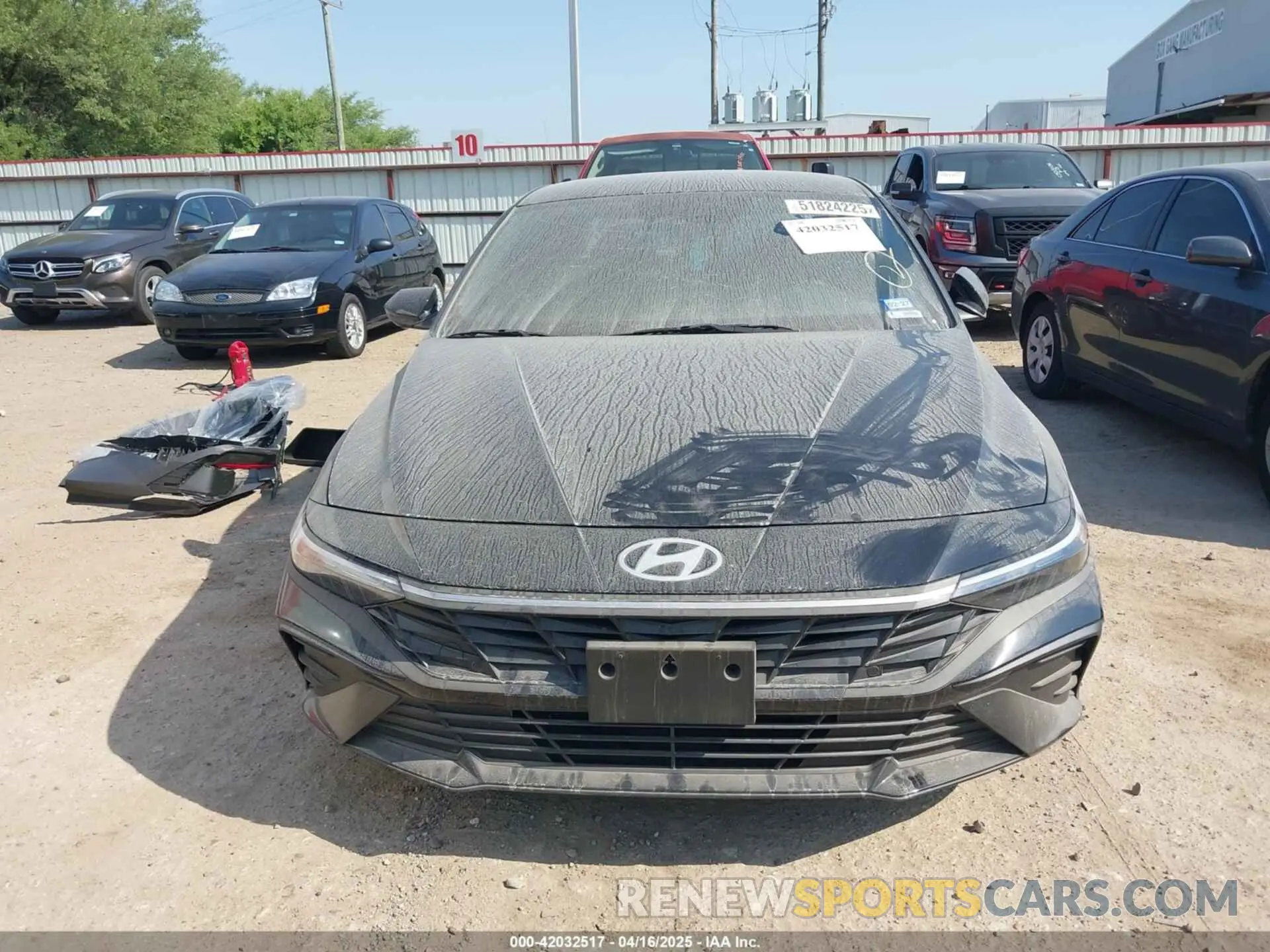 13 Photograph of a damaged car KMHLM4DG6SU917791 HYUNDAI ELANTRA 2025